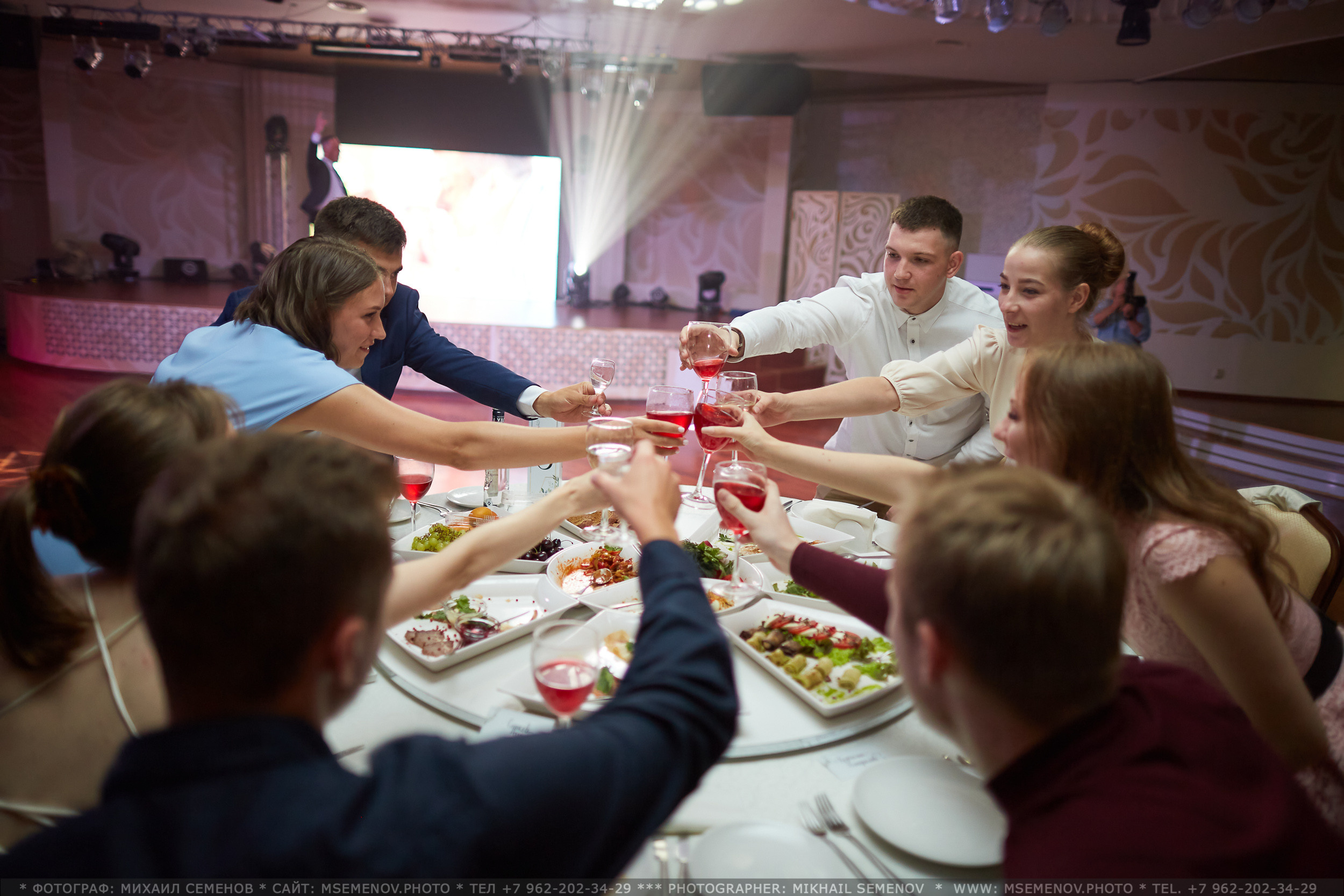 Свадьба Дарины и Андрея. Photographer for business Mikhail Semenov. Aqua photo studio, photo school