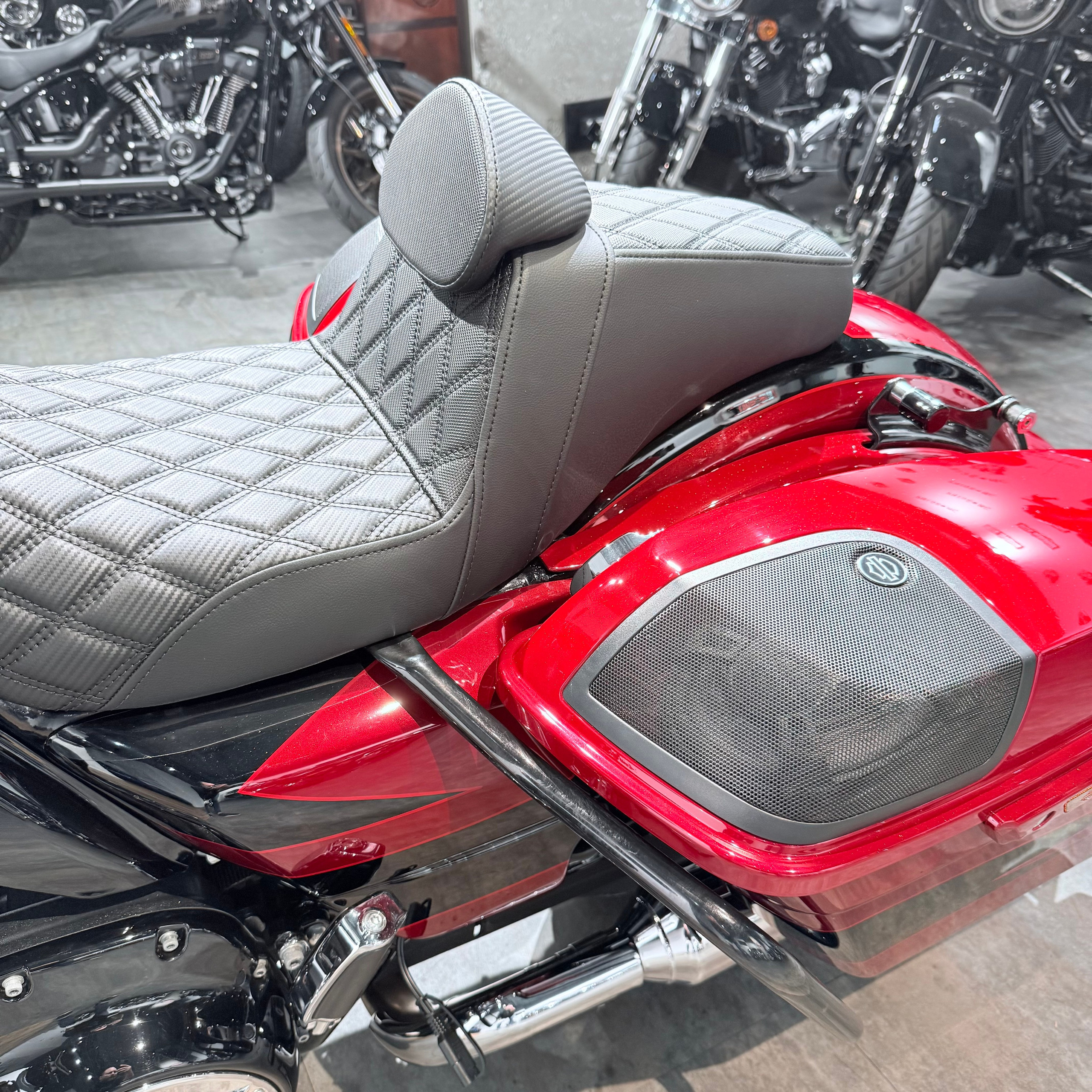 Купить Harley-Davidson 2015 Elесtrа Glidе Limited 103 ABS (Touring) — подробнее на сайте. Hello Davidson, Москва. Только хорошие мотоциклы…