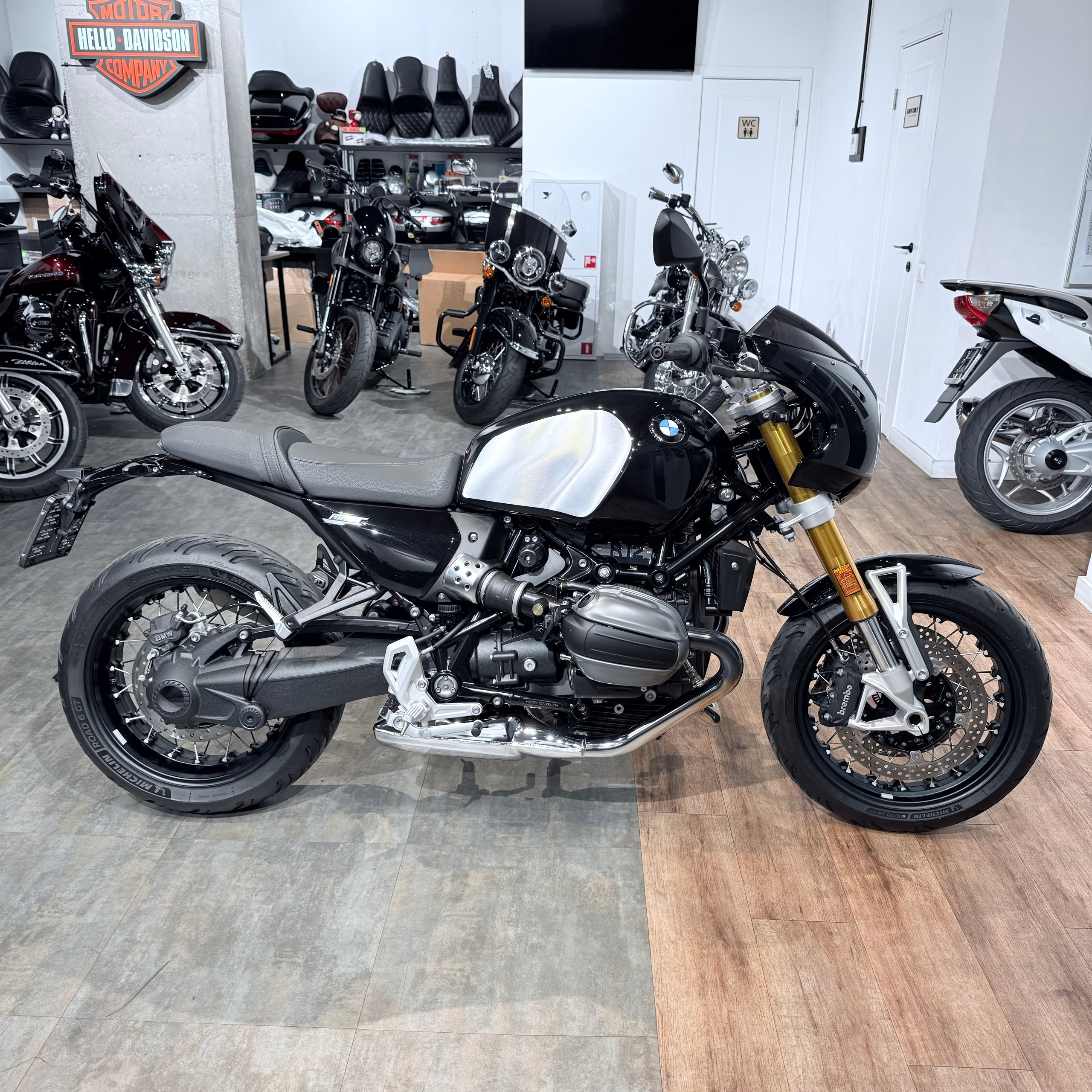 2025 BMW R12 R Nine T Blасk Stоrm. Hello Davidson, Москва. Только хорошие мотоциклы…