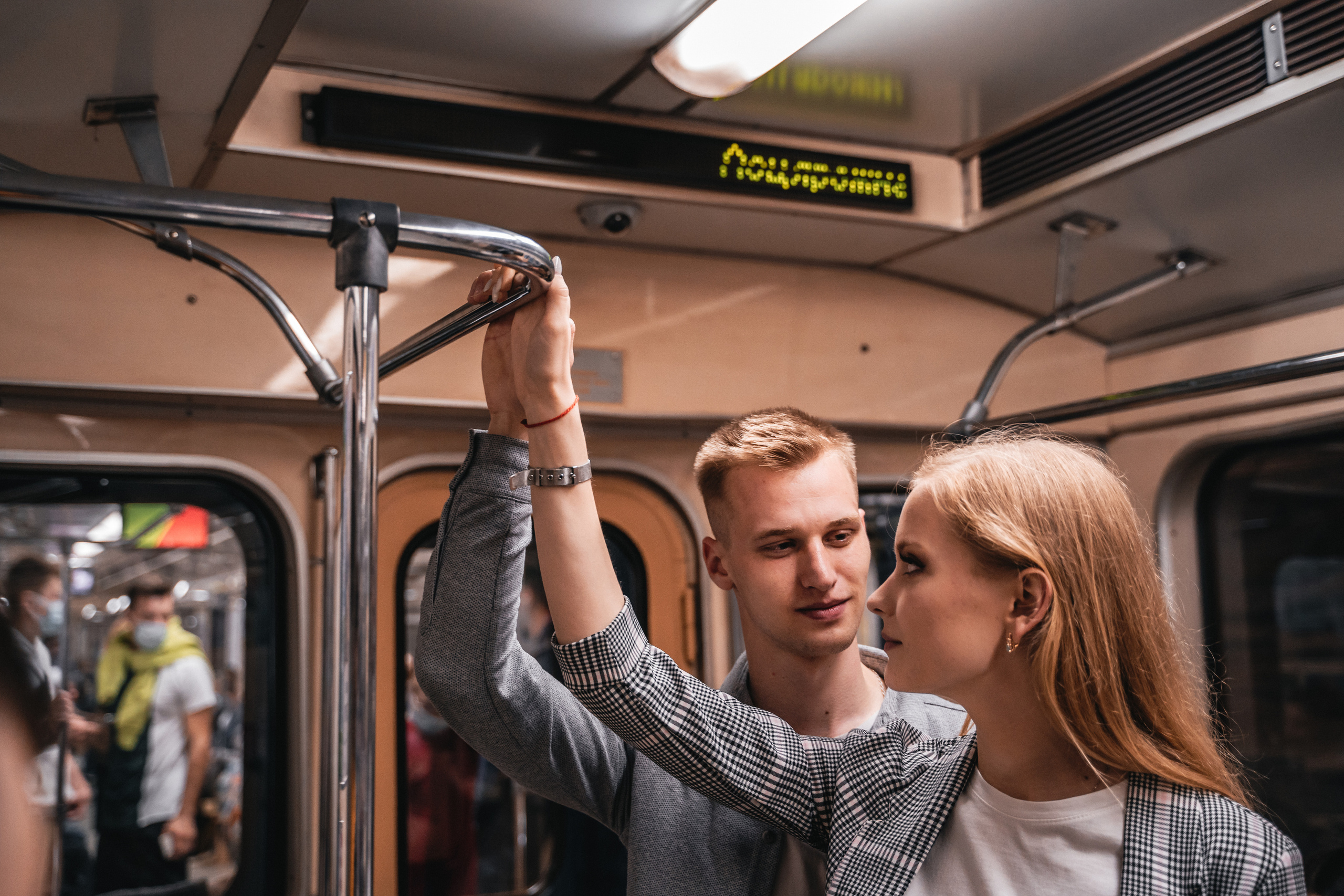 Как глубоко в полуночном метро…. Свадебный Фотограф Минск || Фото и Видеосъёмка Минск || Другие города