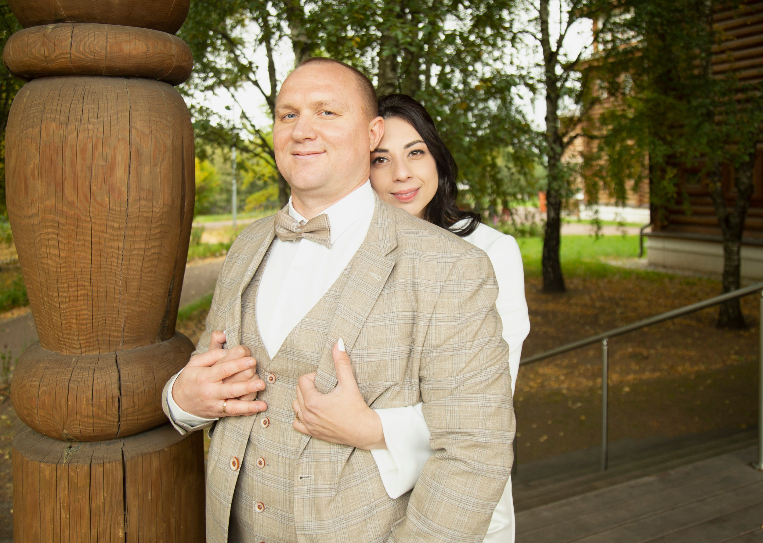 Свадебная фотосессия бракосочетания во Дворце Алексея Михайловича в Коломенском в Москве для Ирины и Андрея. Фотосессия в студии в Москве от профессионального фотографа услуги по доступным ценам