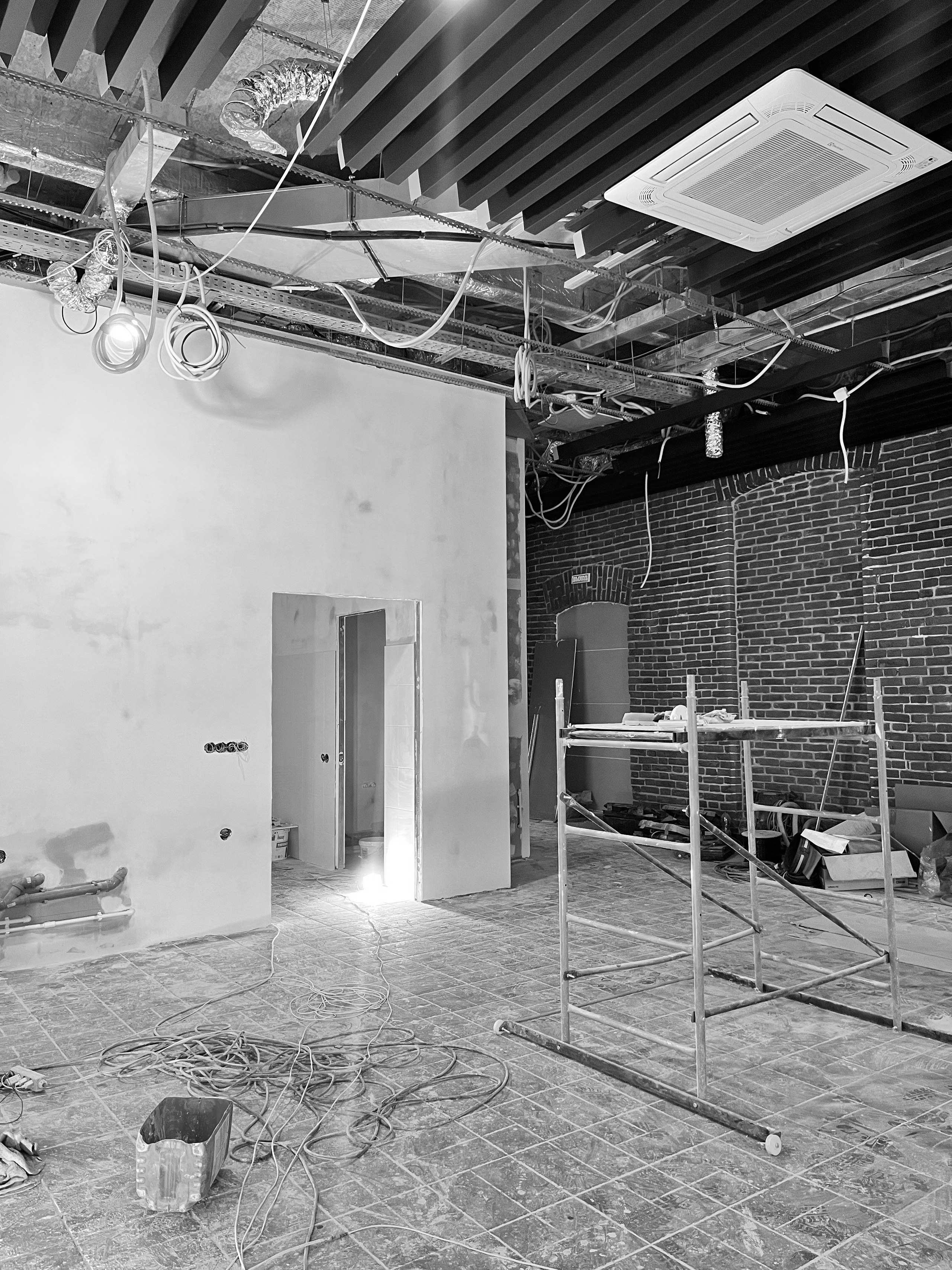 VOKRUG PODRUG Concept Store in Penza Russia designed by QUADRUM STUDIO