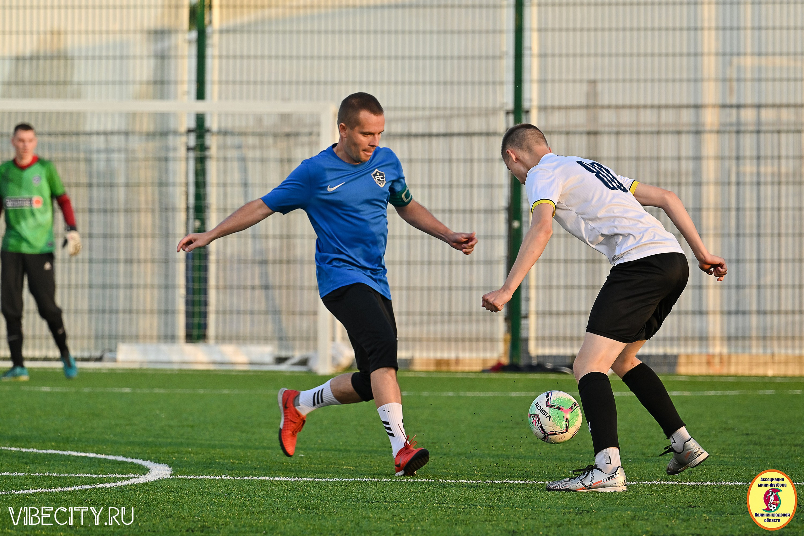 ИГРЫ МИНИ-ФУТБОЛЬНОЙ И КОРПОРАТИВНОЙ ЛИГИ. VIBECITY.RU Вайб Сити Ру Фоторепортажи Фотоотчеты Калининград