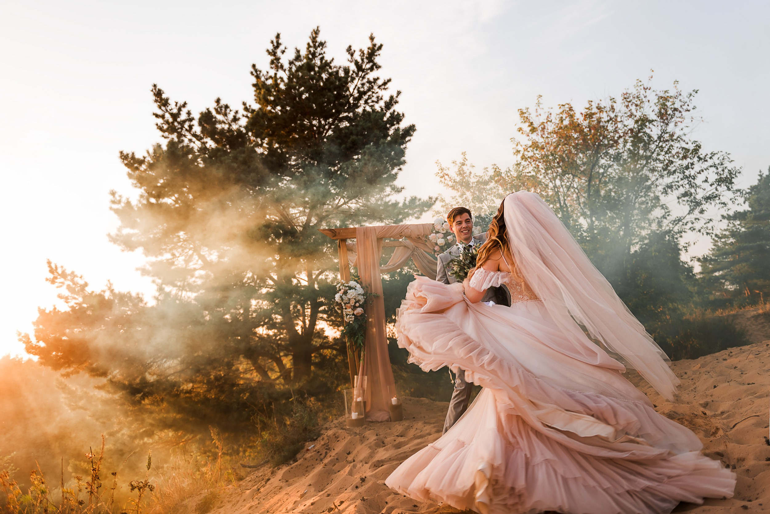 Команда мини-отеля «Таежный». Организация свадеб под ключ в Раменском