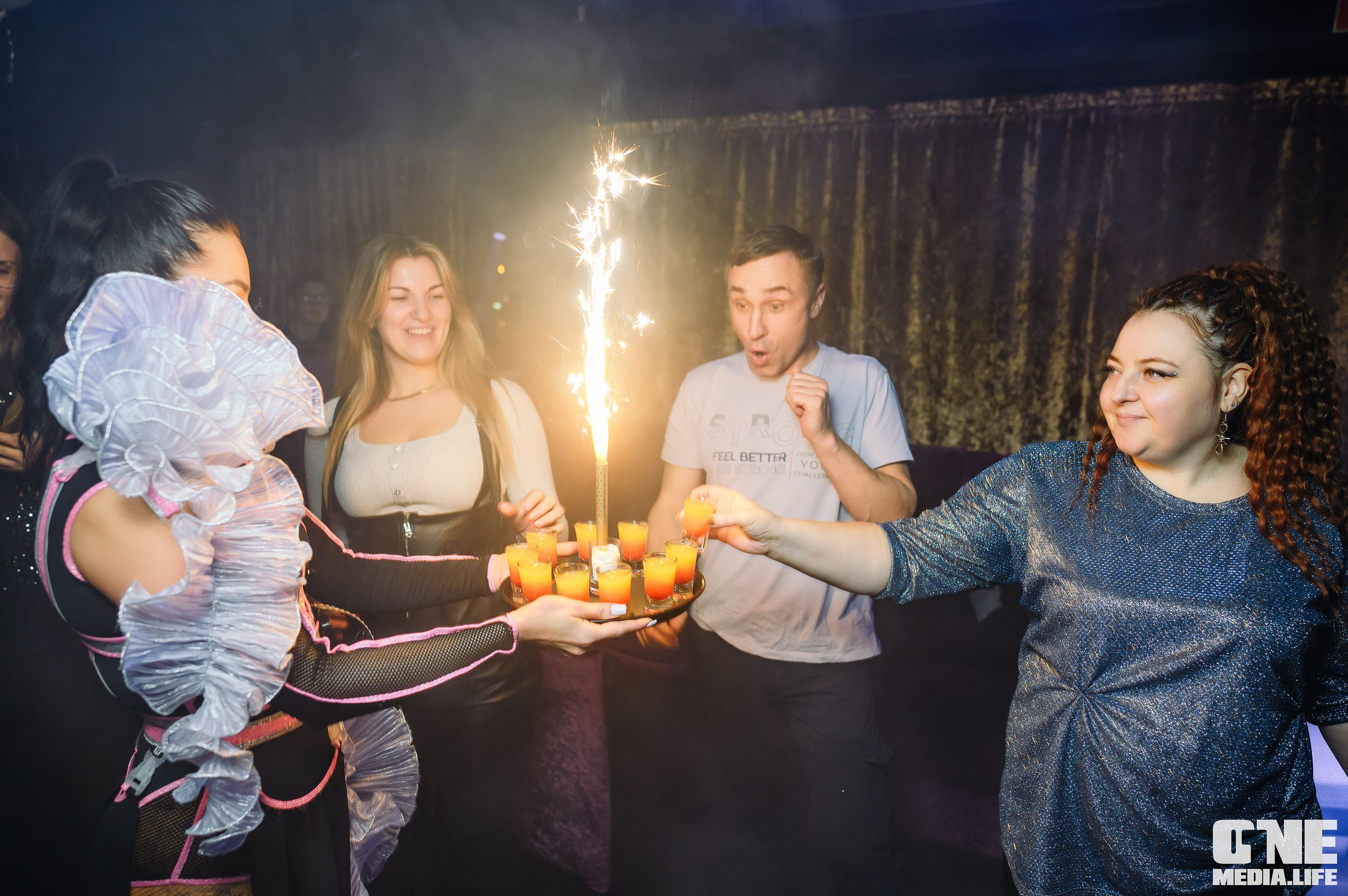 Фоторепортаж из караоке-клуба Эйфория. One Media Life: фоторепортажи, фотоотчеты с мероприятий и заведений