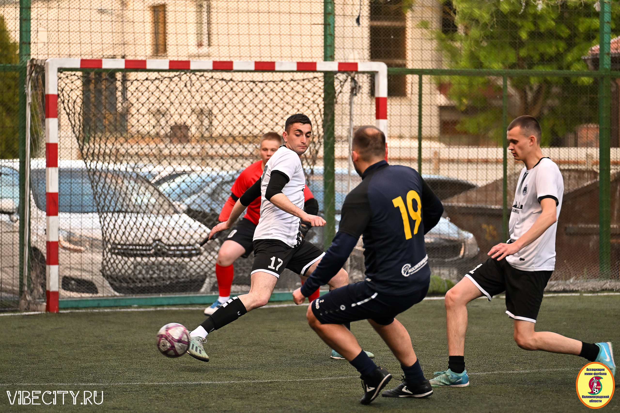 ИГРЫ МИНИ-ФУТБОЛЬНОЙ ЛИГИ. VIBECITY.RU Вайб Сити Ру Фоторепортажи Фотоотчеты Калининград