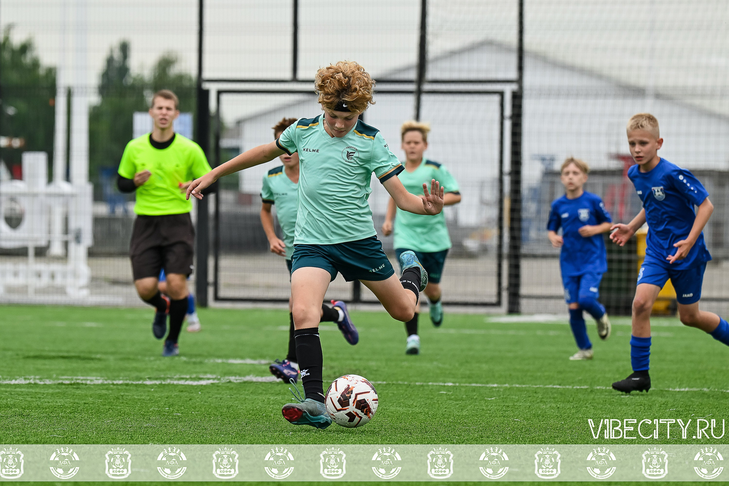 Калининградская Детская Футбольная Лига. VIBECITY.RU Вайб Сити Ру Фоторепортажи Фотоотчеты Калининград