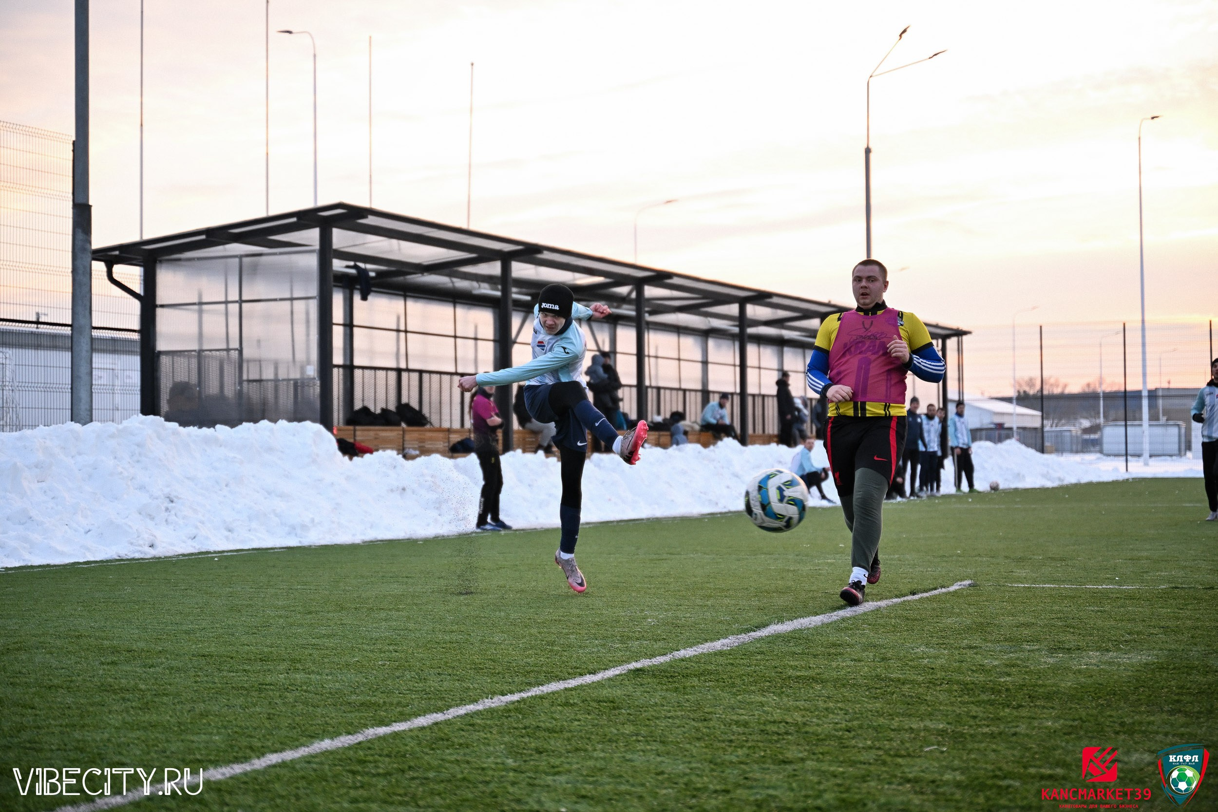 Калининградская Любительская Футбольная Лига, Премьер лига 14 тур, Бауцентр-Пивной двор. VIBECITY.RU Вайб Сити Ру Фоторепортажи Фотоотчеты Калининград