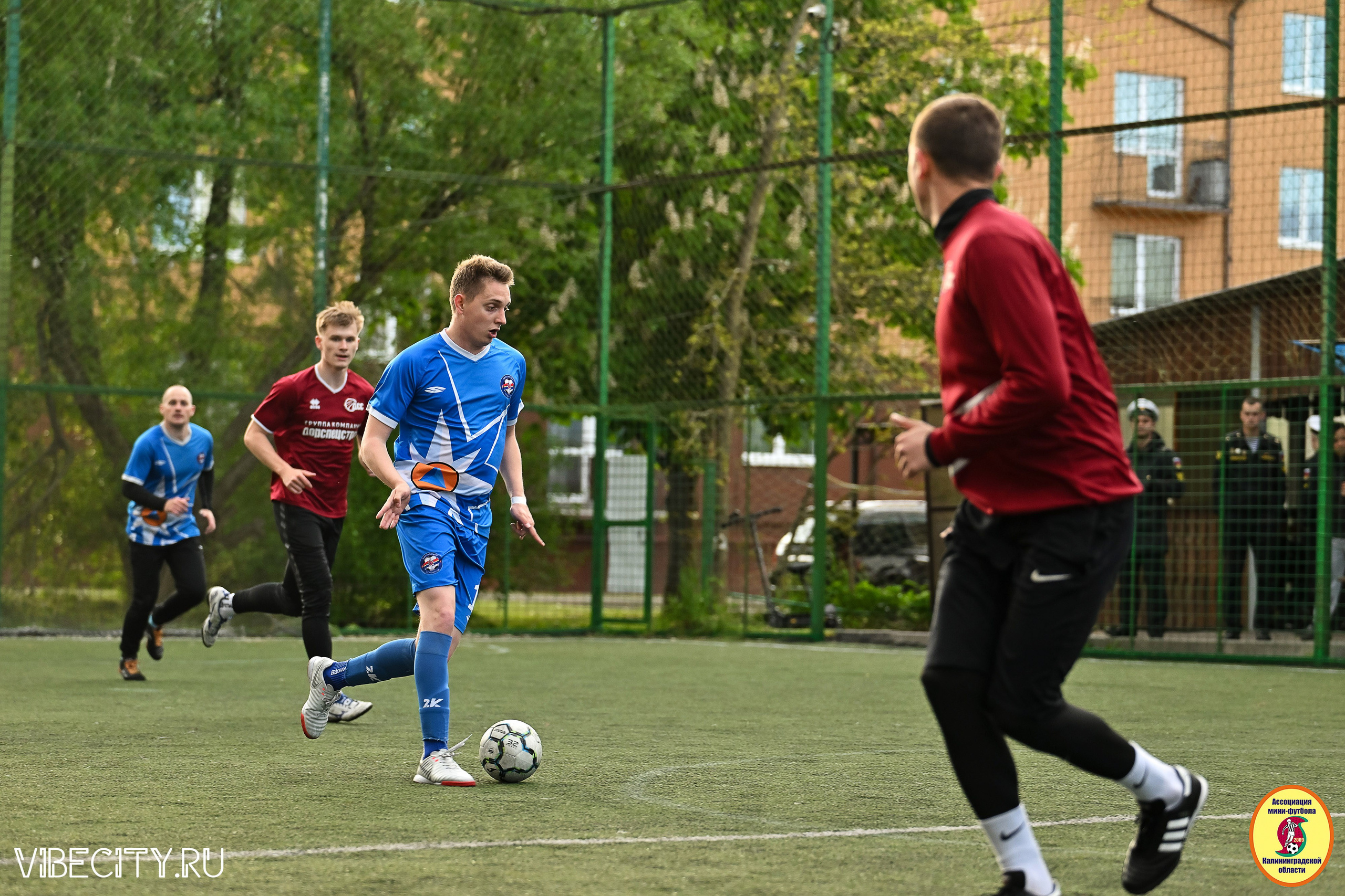 ИГРЫ МИНИ-ФУТБОЛЬНОЙ ЛИГИ. VIBECITY.RU Вайб Сити Ру Фоторепортажи Фотоотчеты Калининград