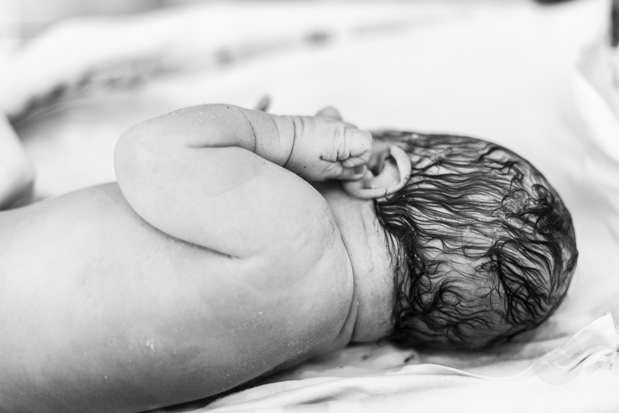 новорожденный малыш реальная фотография