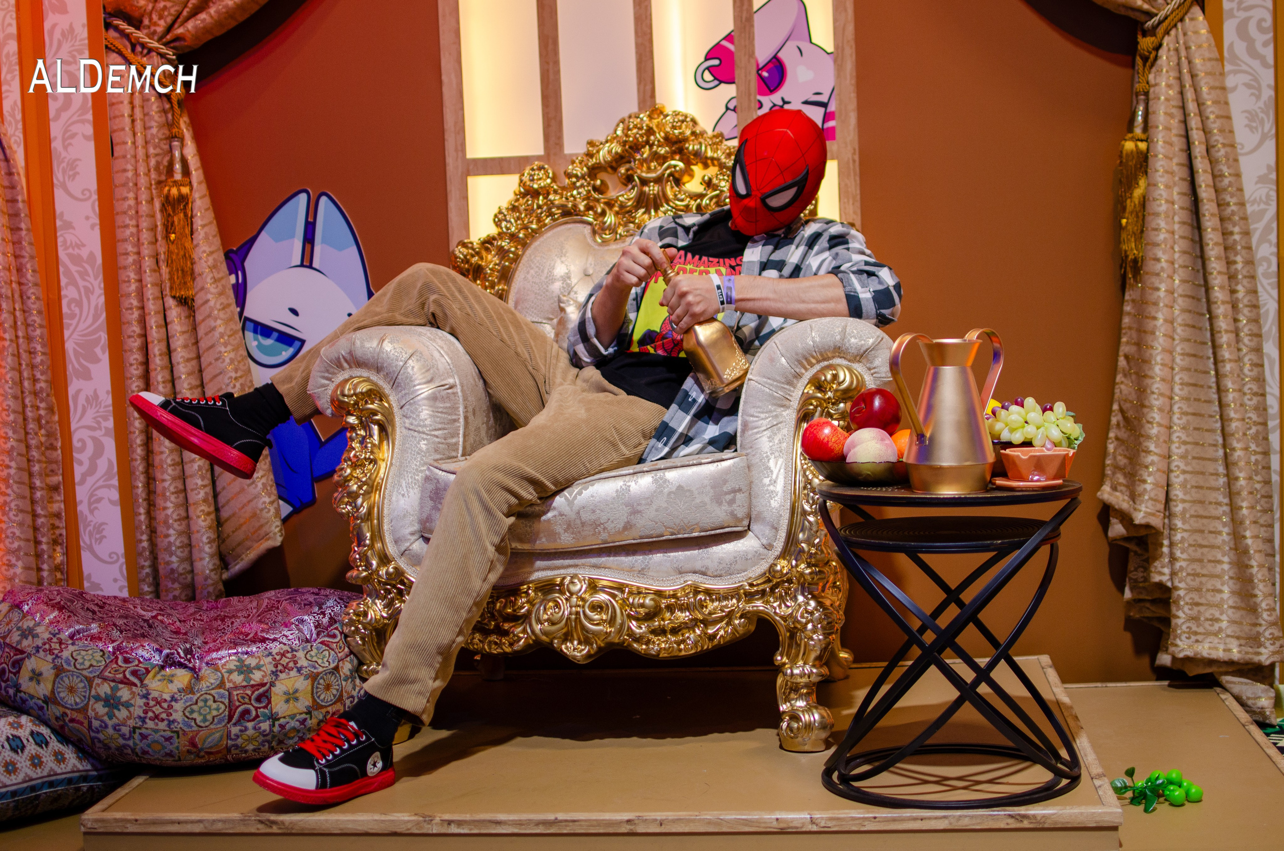 Марвел комикс картинки персонажей и косплей фото в России