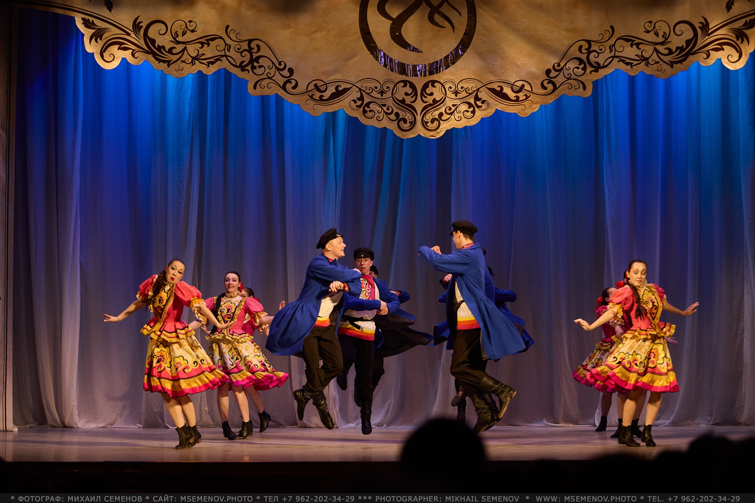 Фоторепортаж с Концерта «Волжанка» и «Задоринка»