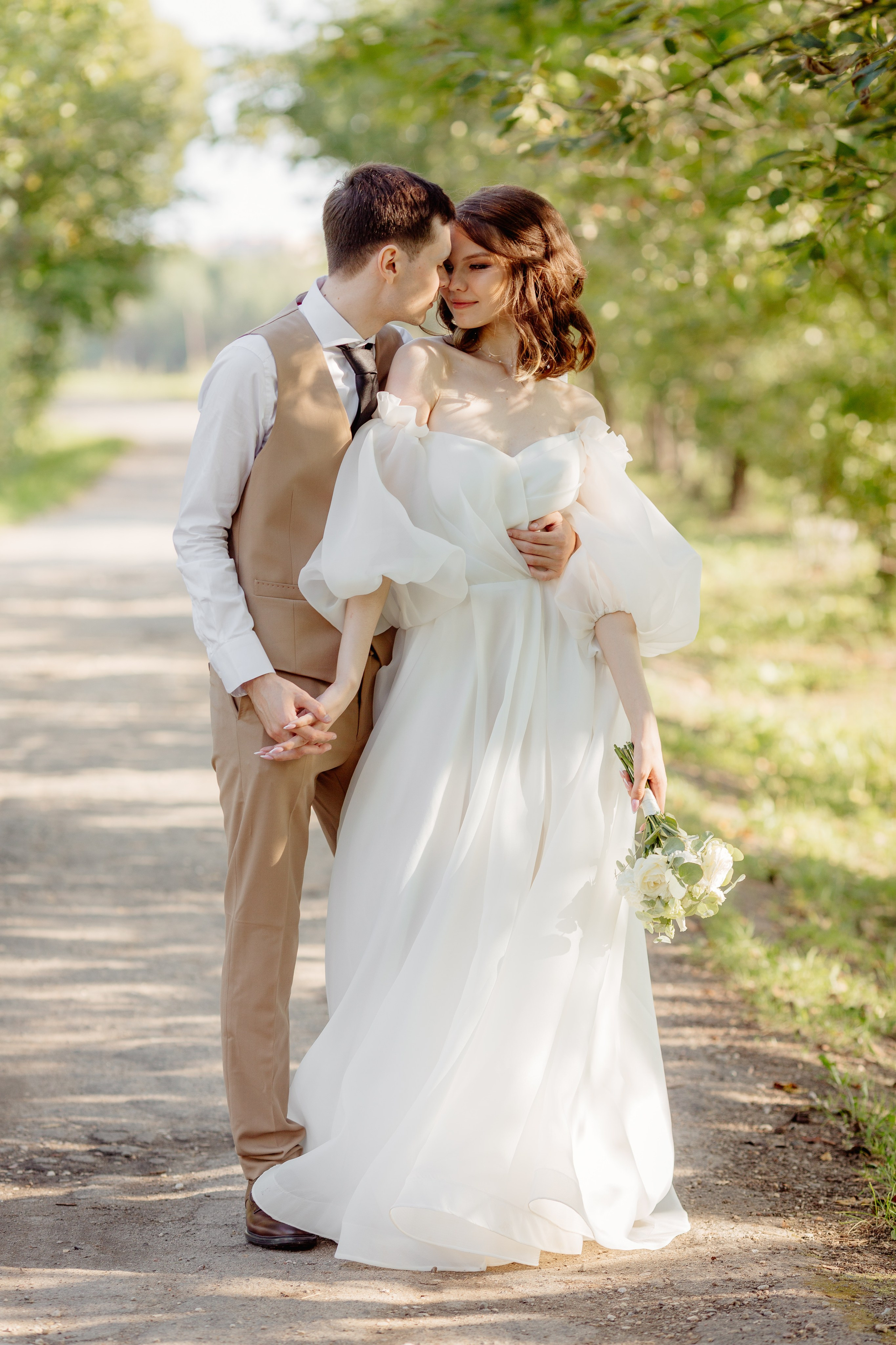 Лобня. Зеленый берег - свадебная фотосессия