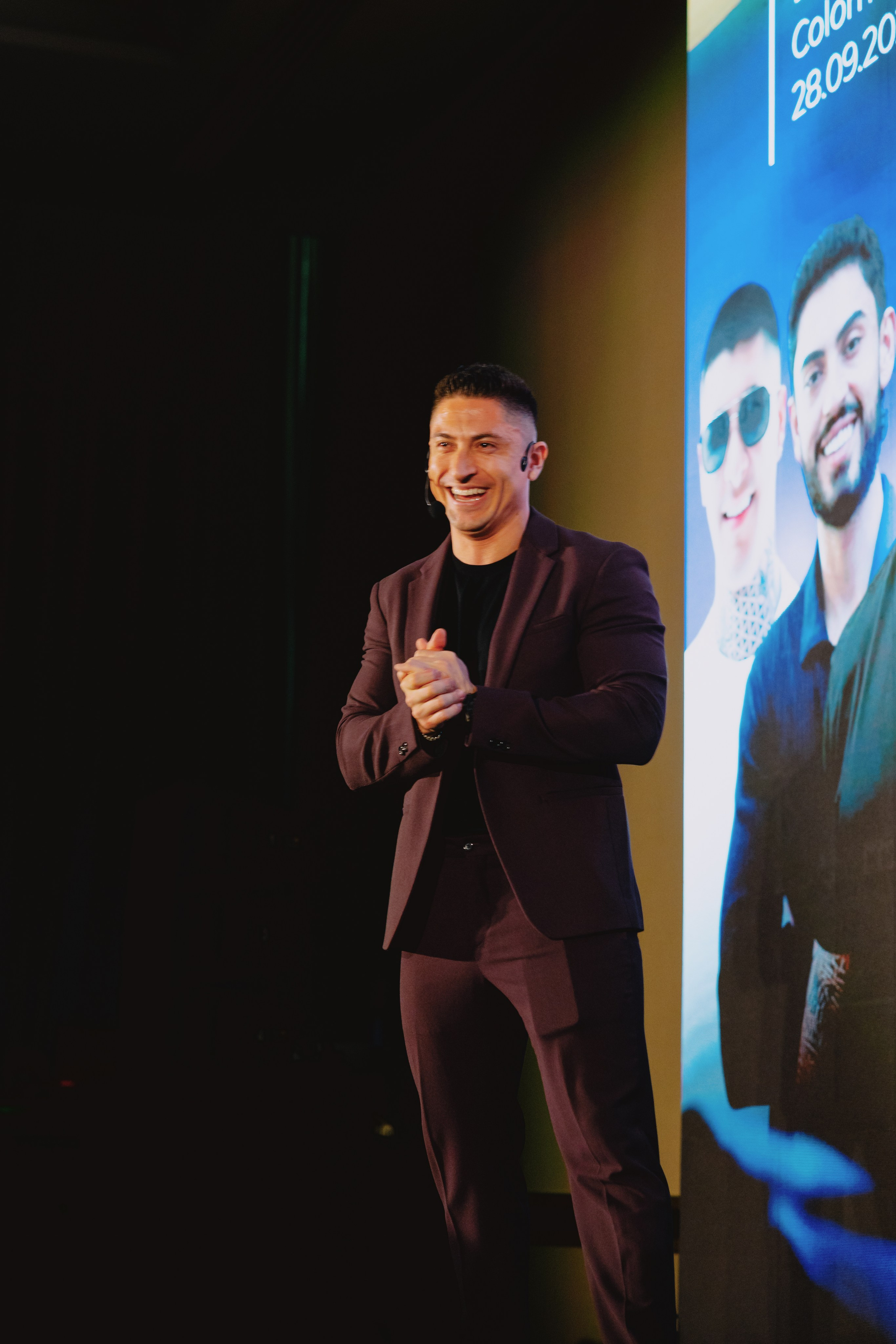 TRADERS DAY By NeomAAA Medellin. NeomAAA Funds Gallery