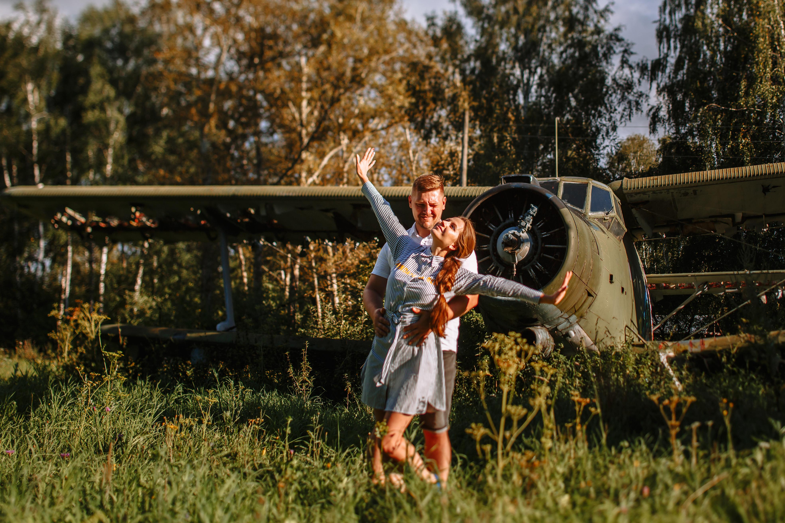 Кристина и Вадим на Богородском аэродроме. Wedding, romantic photo, family holidays. Workshops