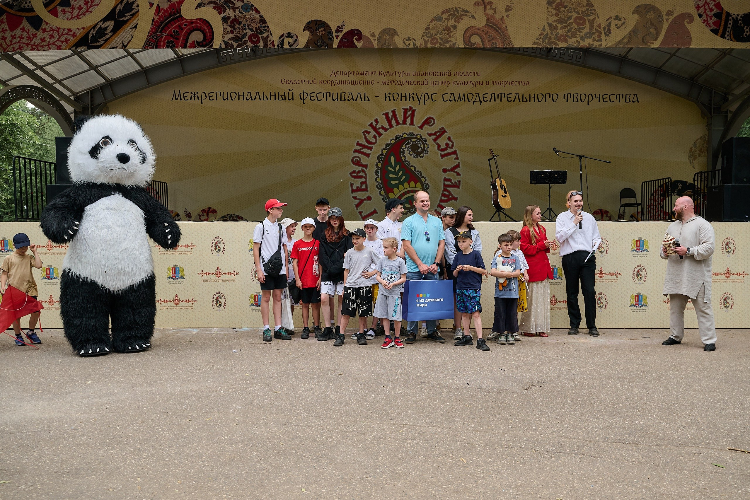 День Защиты детей фонд «Теплота Сердец». Фотограф в Иваново: Каталожная съемка одежды и постельного белья, Wildberries
