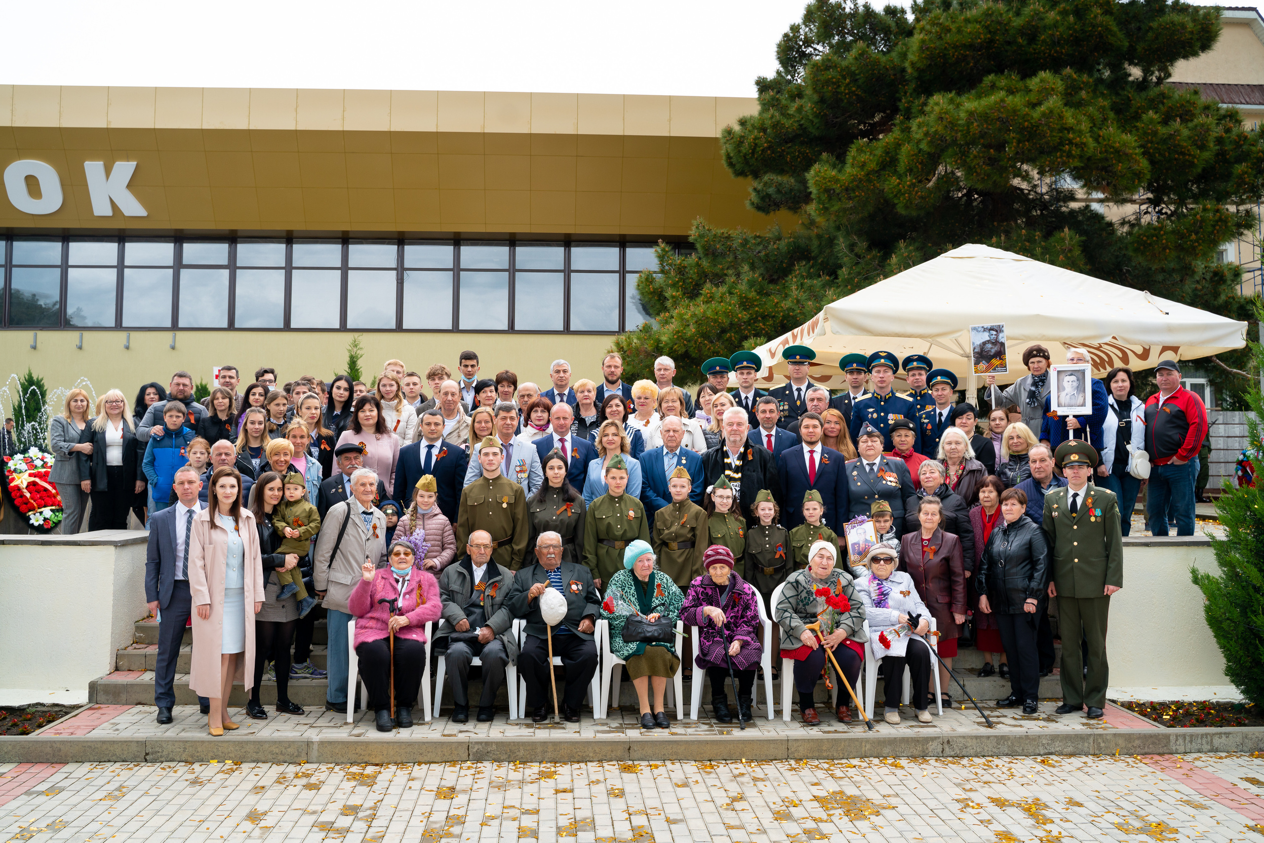 Митинг 9 мая. Жизнь курорта Кабардинка в фотографиях