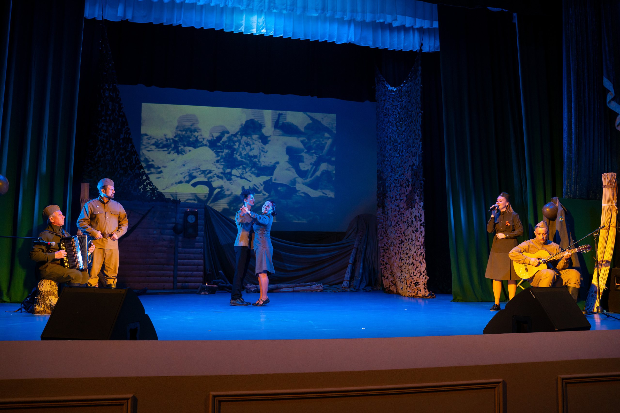 9 мая Марьина роща. Жизнь курорта Кабардинка в фотографиях