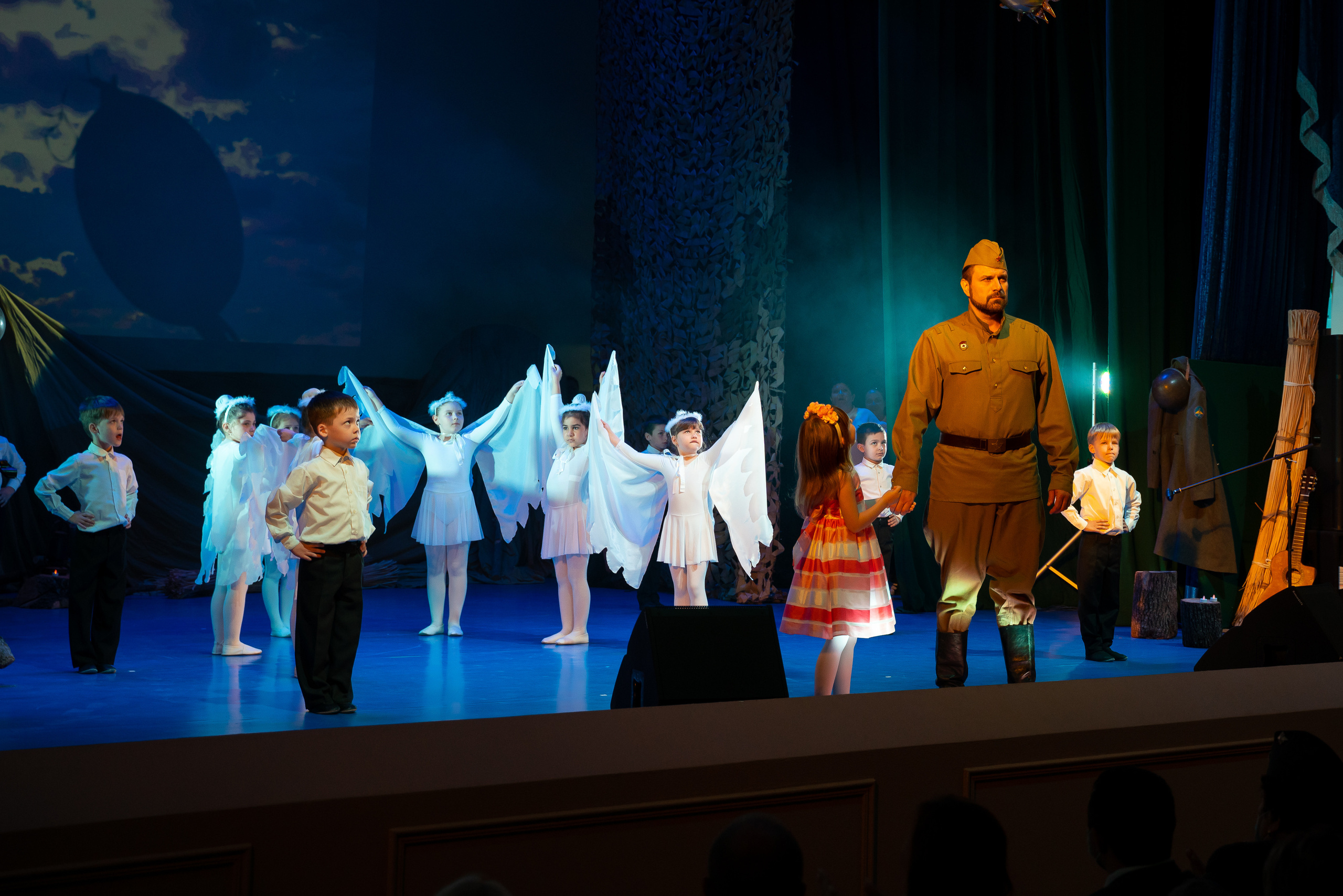 9 мая Марьина роща. Жизнь курорта Кабардинка в фотографиях