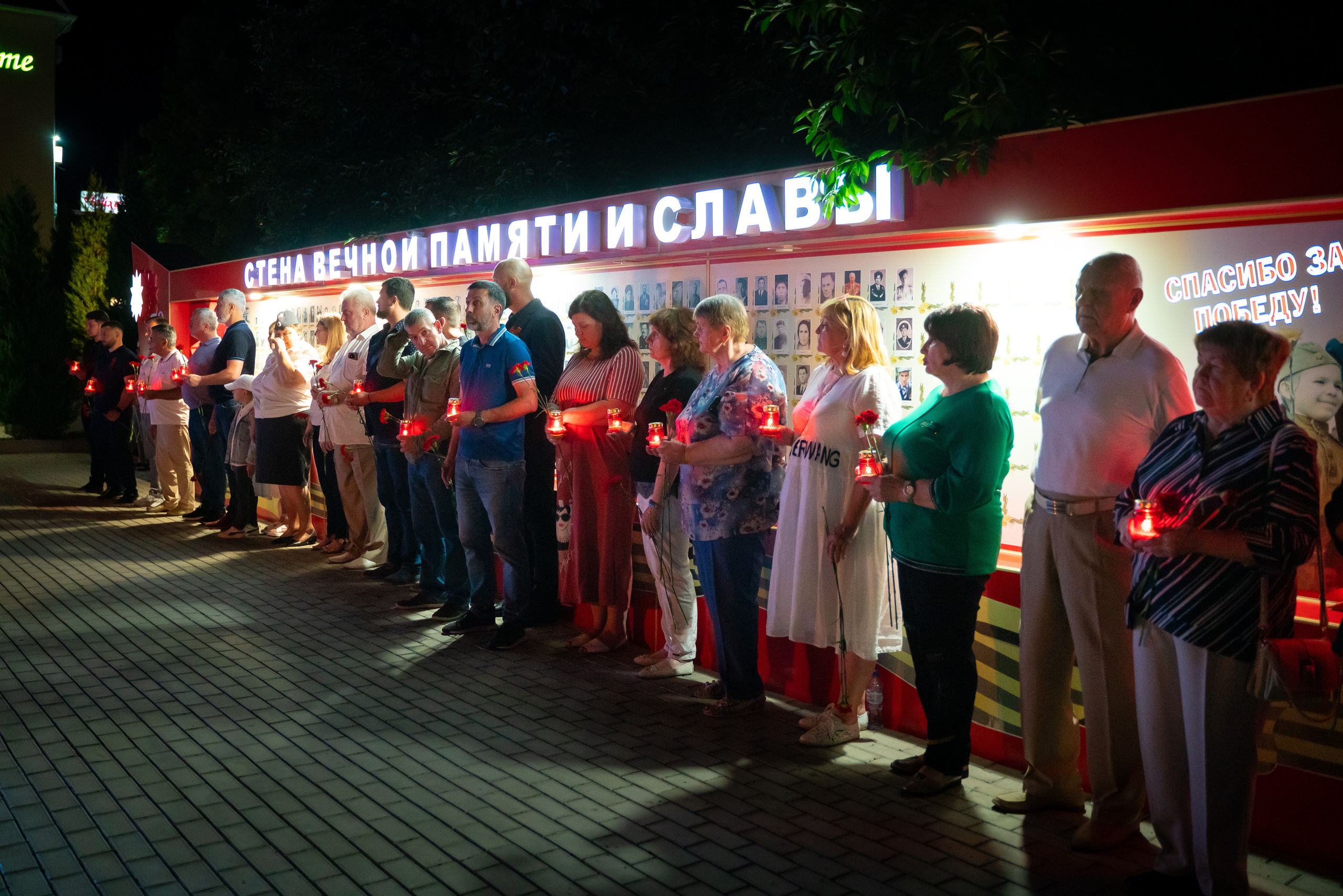 Свеча памяти. Жизнь курорта Кабардинка в фотографиях