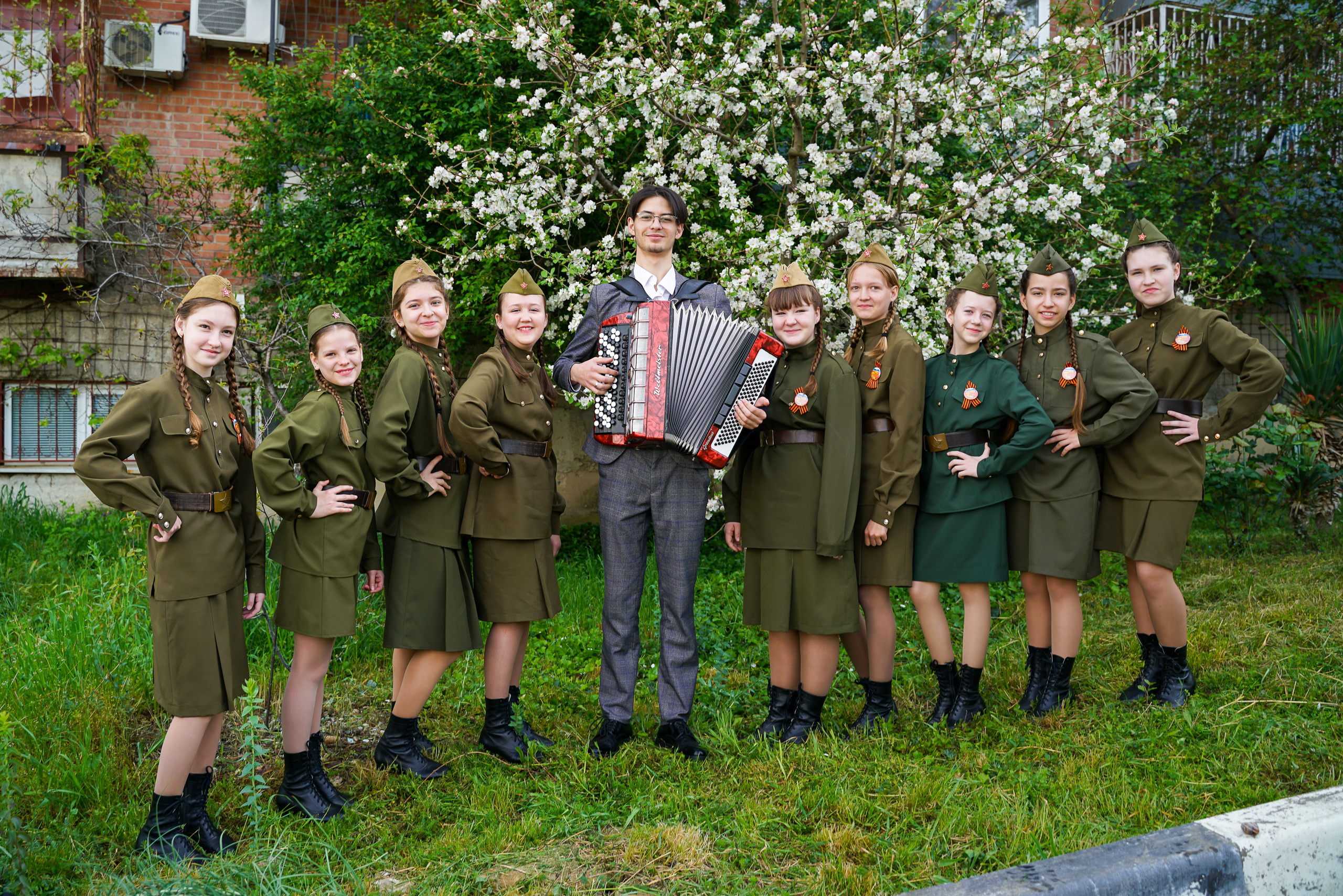 Поздравление ветерану. Жизнь курорта Кабардинка в фотографиях