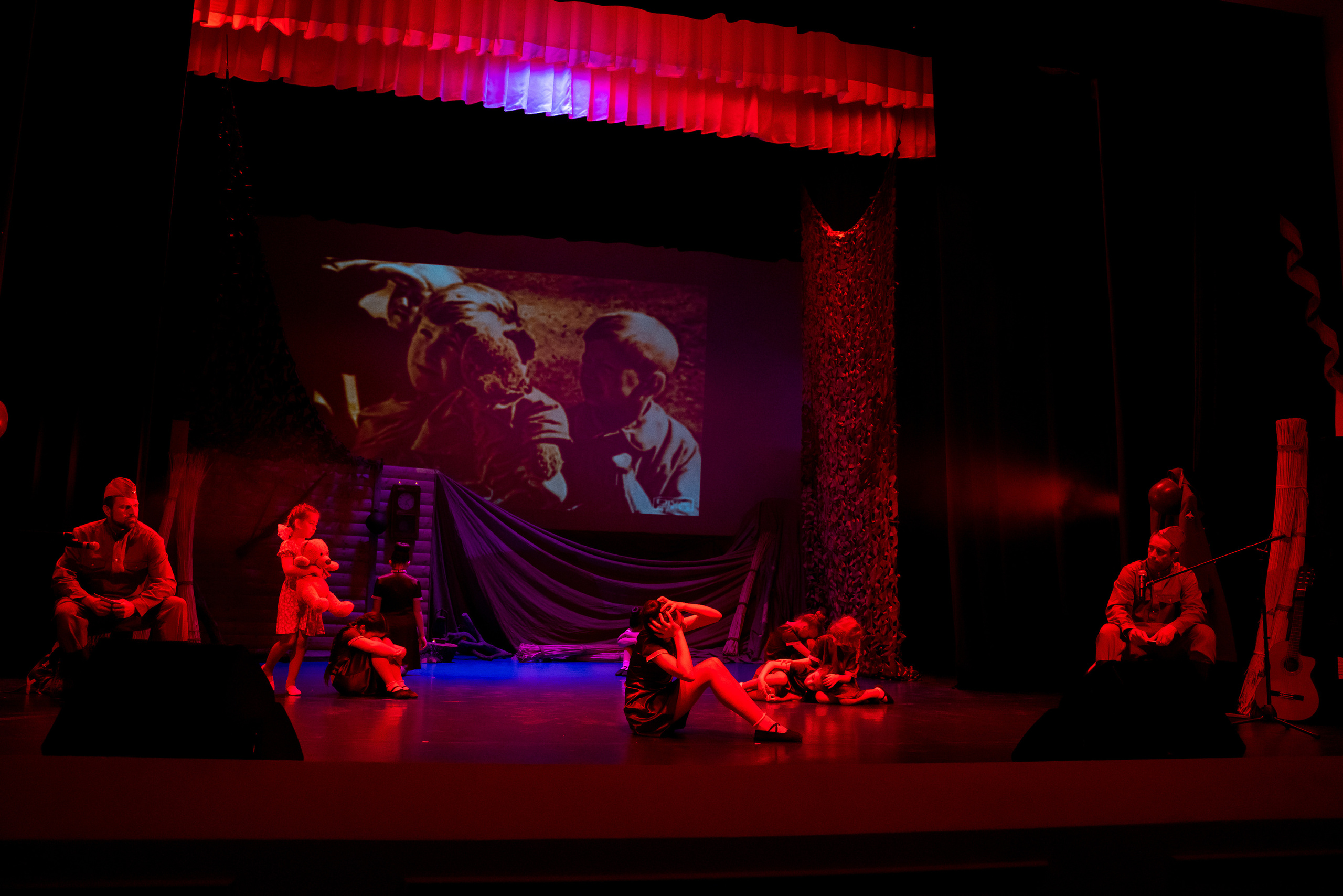 9 мая Марьина роща. Жизнь курорта Кабардинка в фотографиях