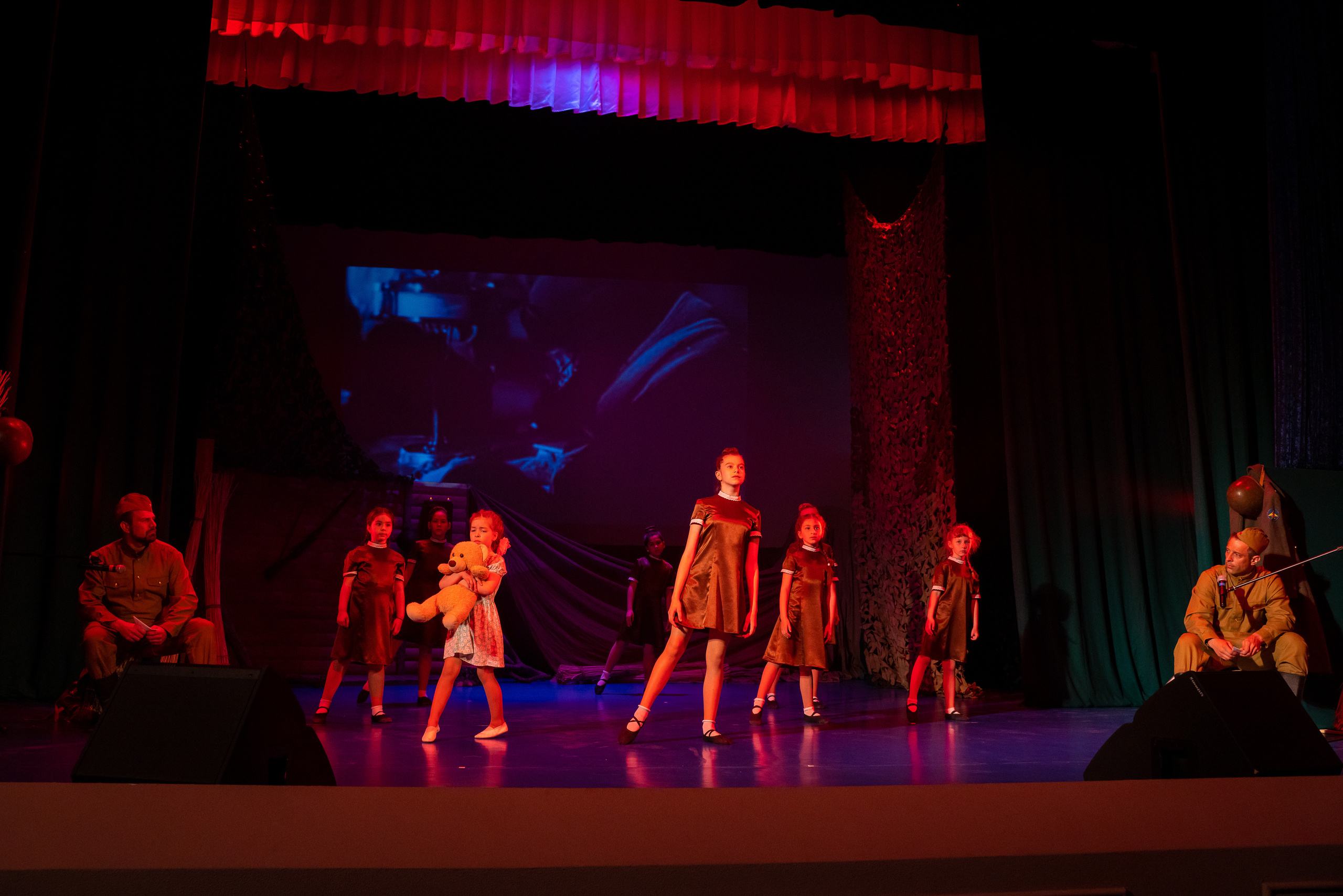 9 мая Марьина роща. Жизнь курорта Кабардинка в фотографиях