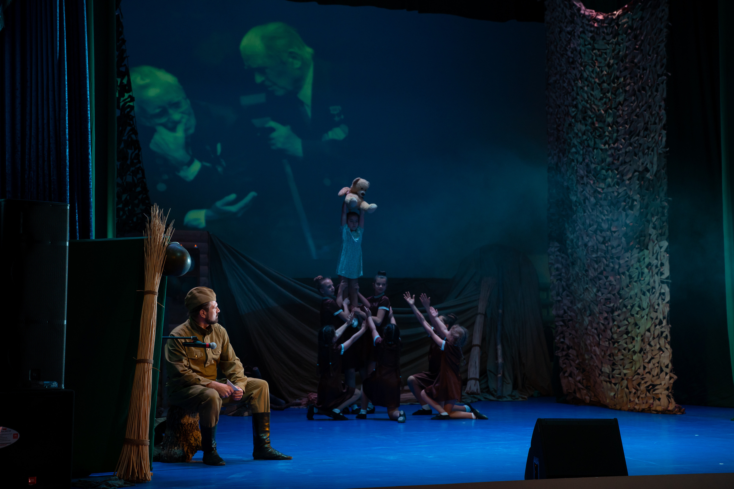 9 мая Марьина роща. Жизнь курорта Кабардинка в фотографиях