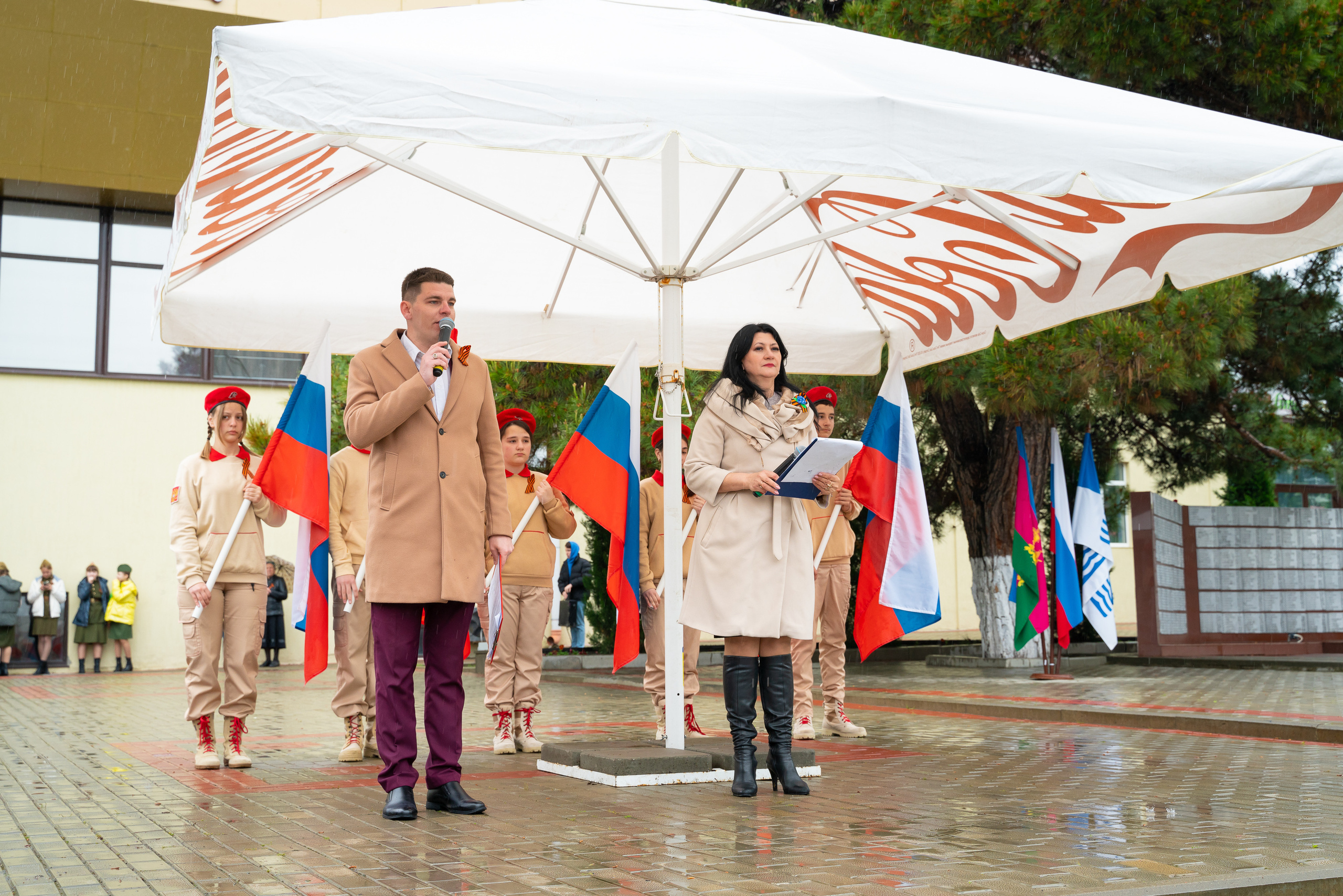 9мая. Кабардинка. Жизнь курорта Кабардинка в фотографиях