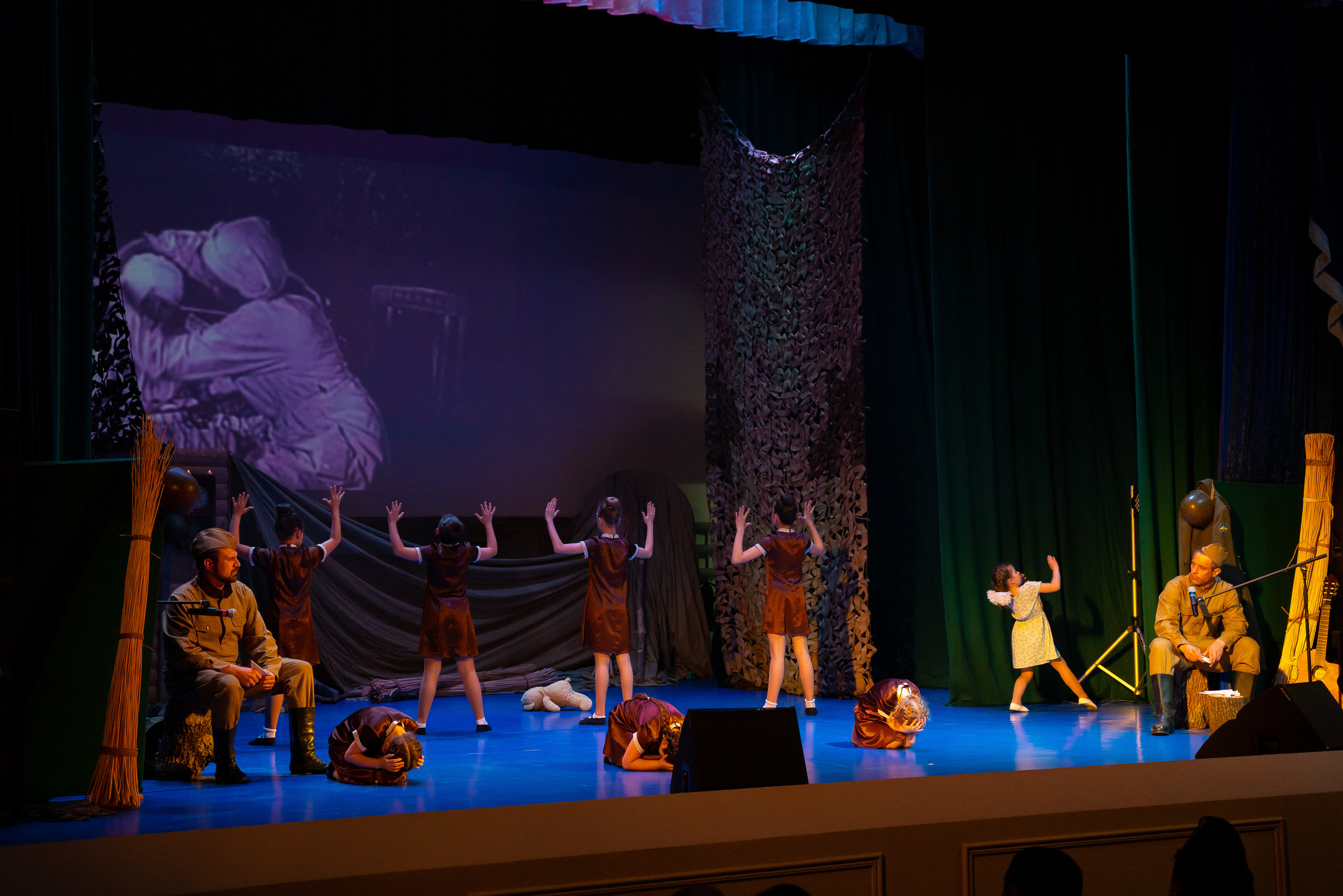 9 мая Марьина роща. Жизнь курорта Кабардинка в фотографиях