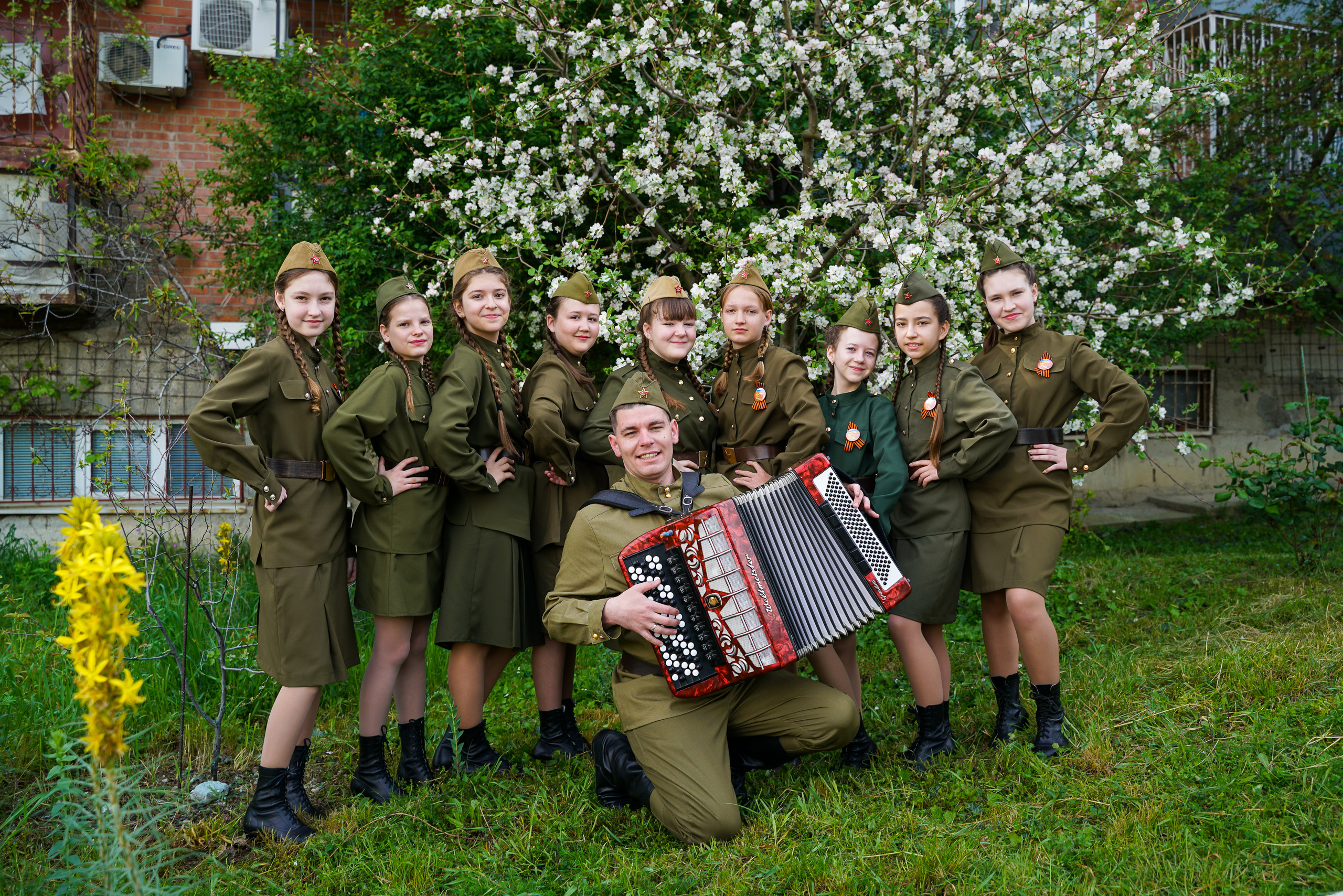 Поздравление ветерану. Жизнь курорта Кабардинка в фотографиях