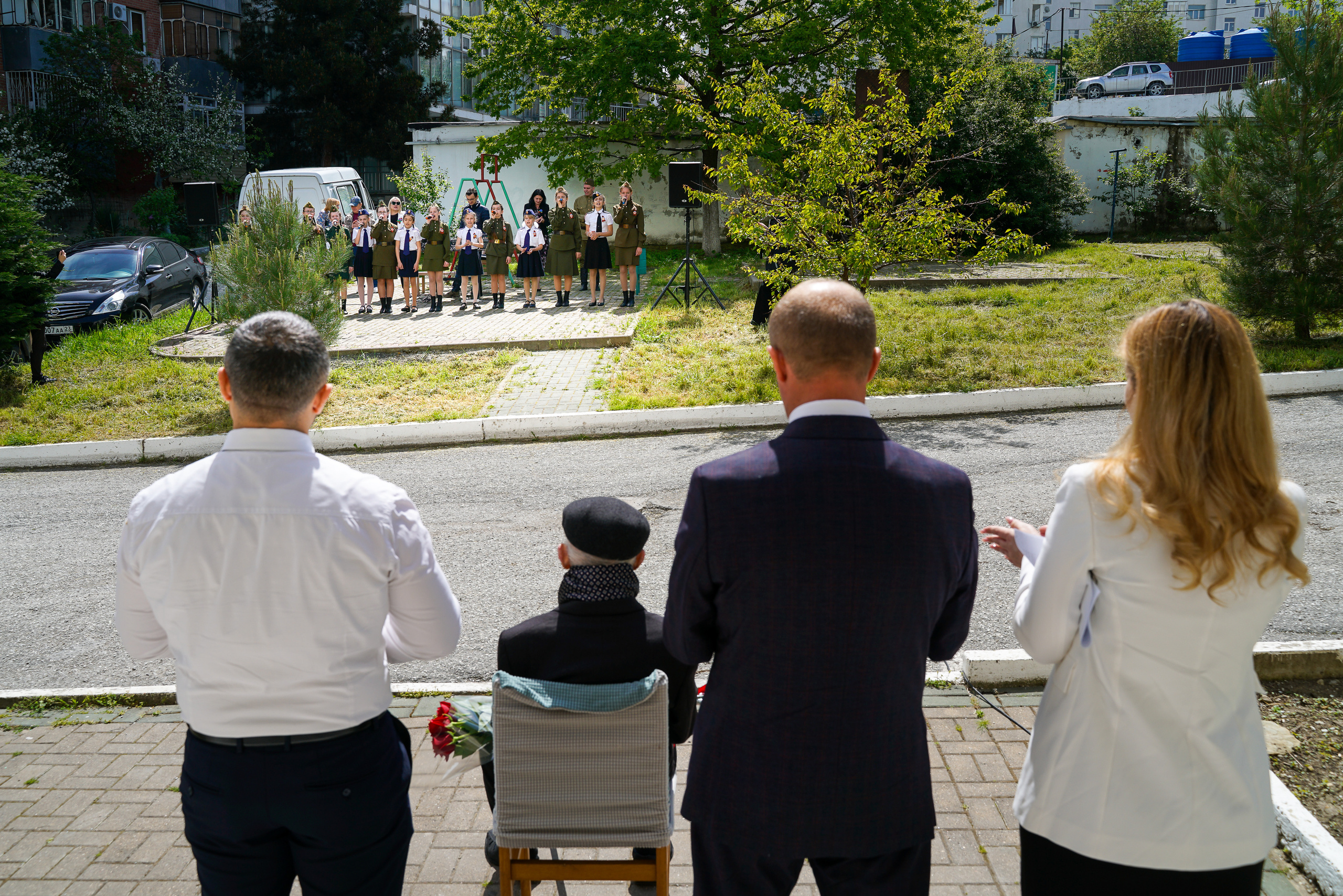 Поздравление ветерану. Жизнь курорта Кабардинка в фотографиях
