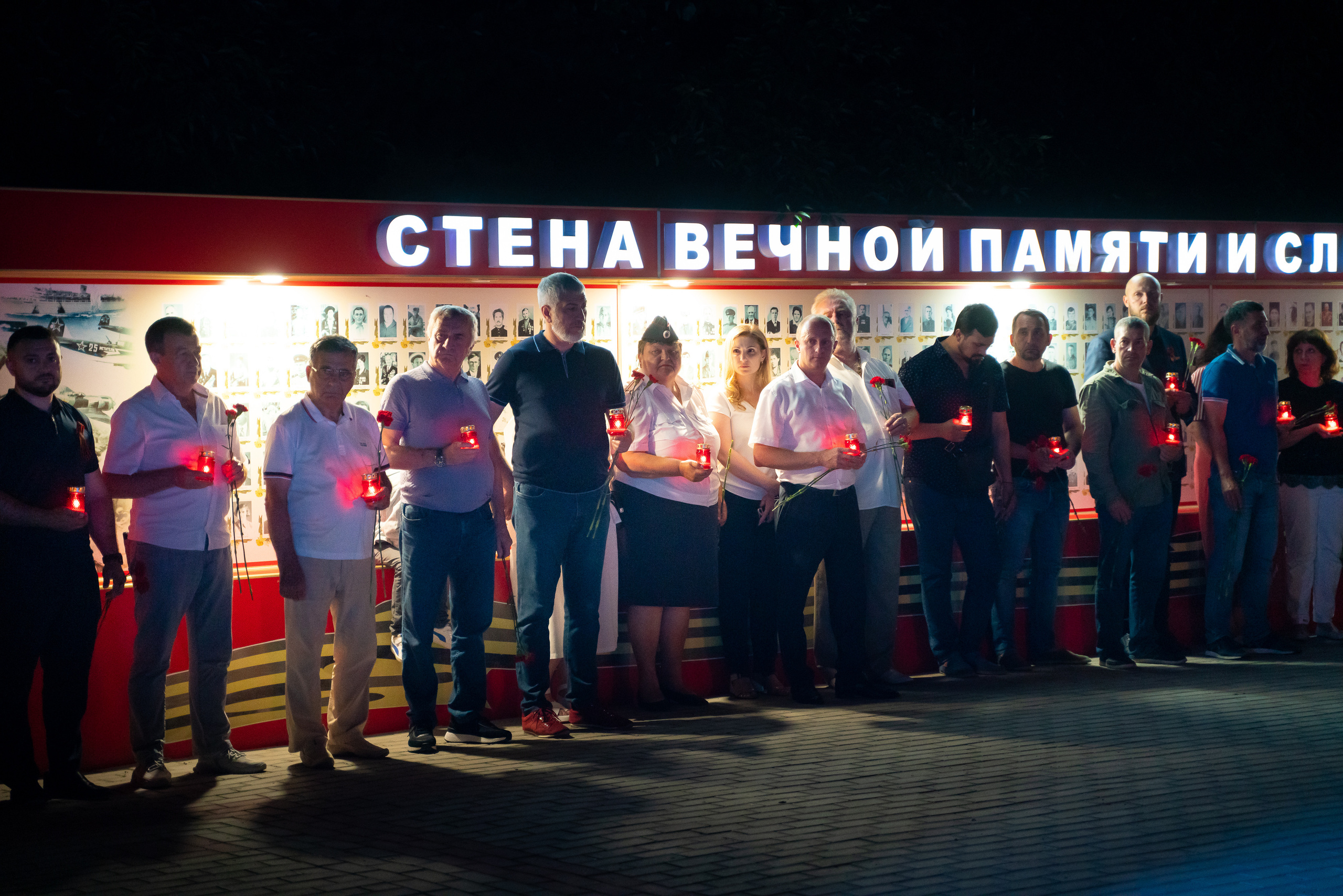 Свеча памяти. Жизнь курорта Кабардинка в фотографиях