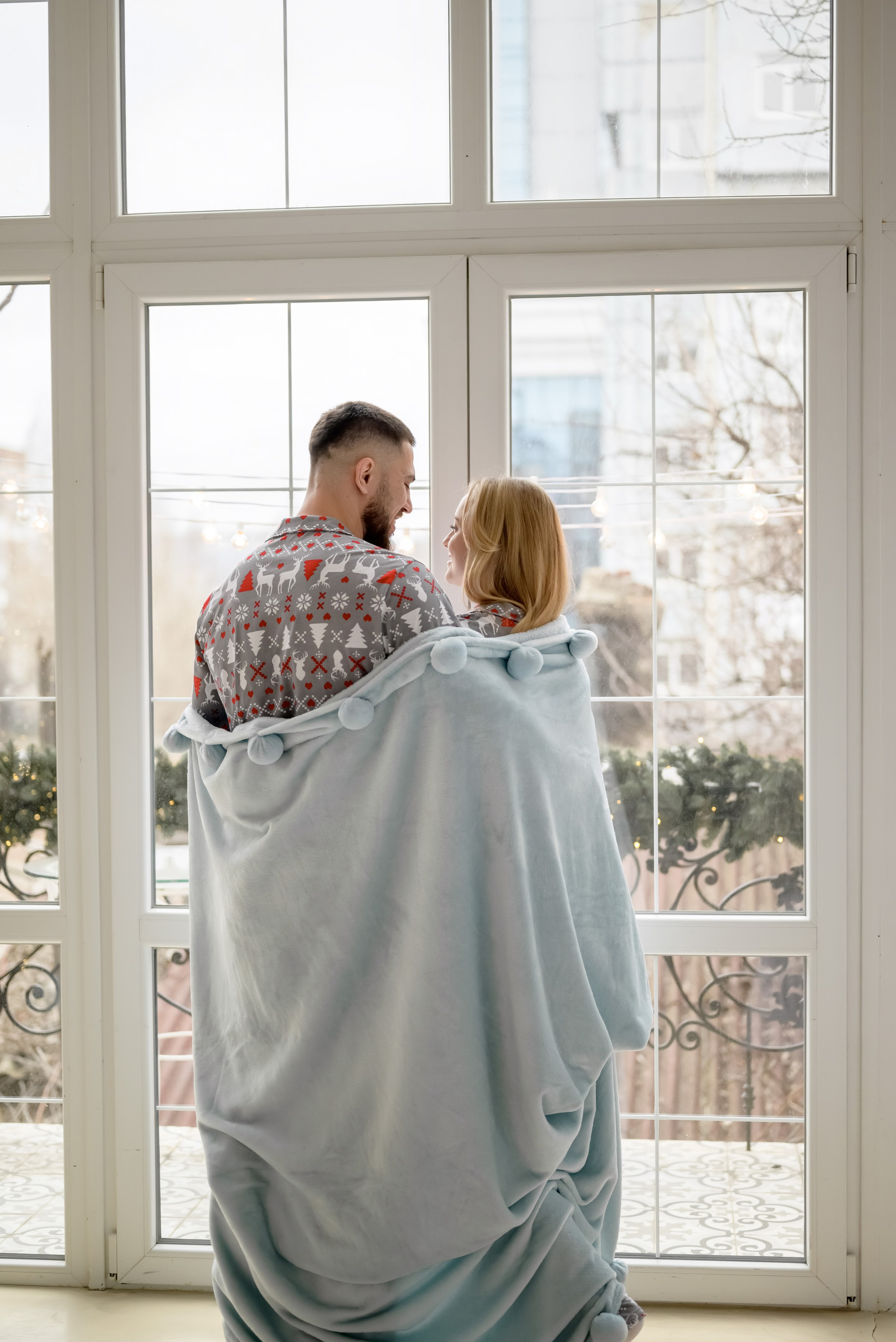 Семейный новый год. Юлия Басня семейный и свадебный фотограф в Донецке