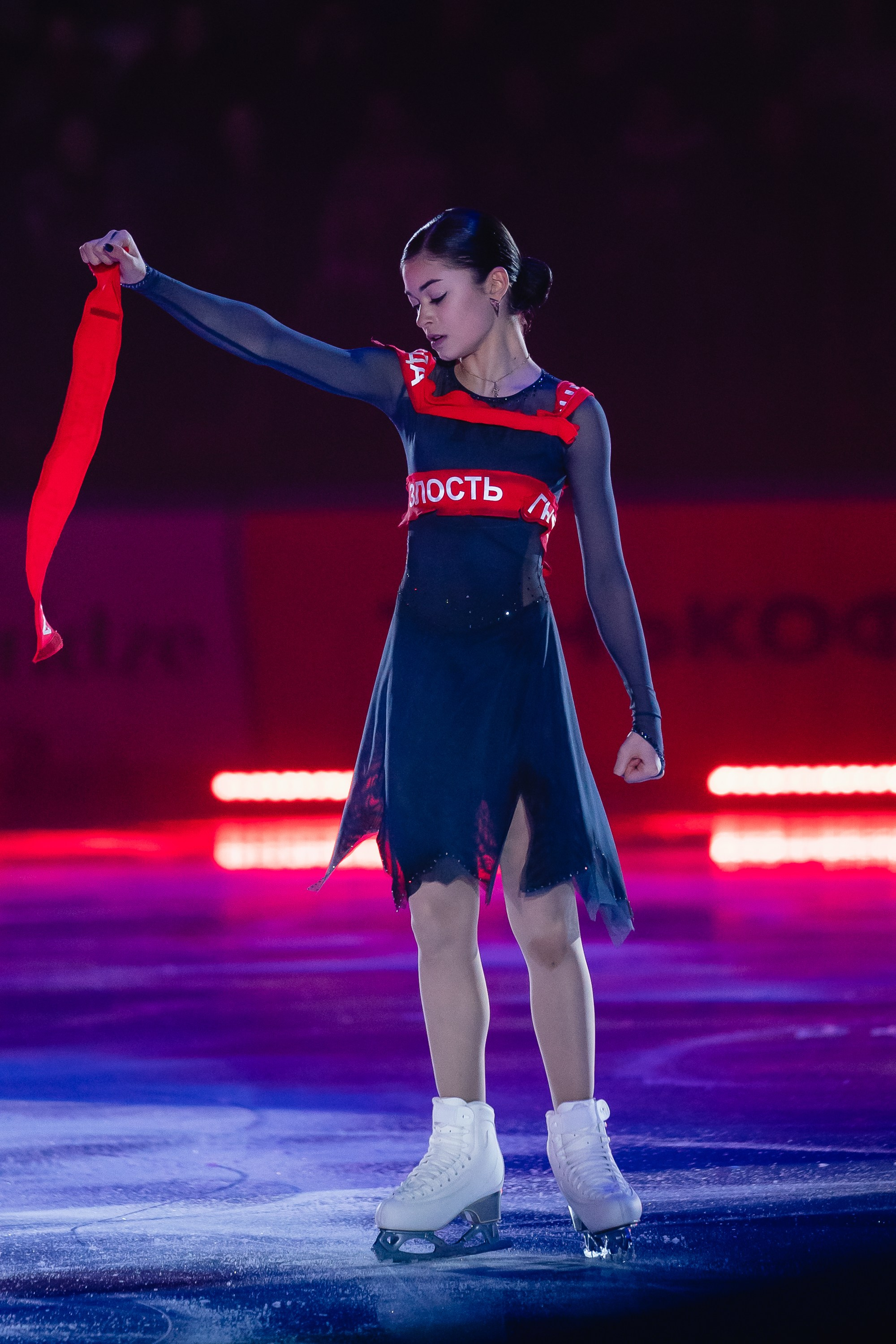 Шоу «Чемпионы на льду» в Новосибирске. Воробьева Ксения — Спортивный и танцевальный фотограф Новосибирск