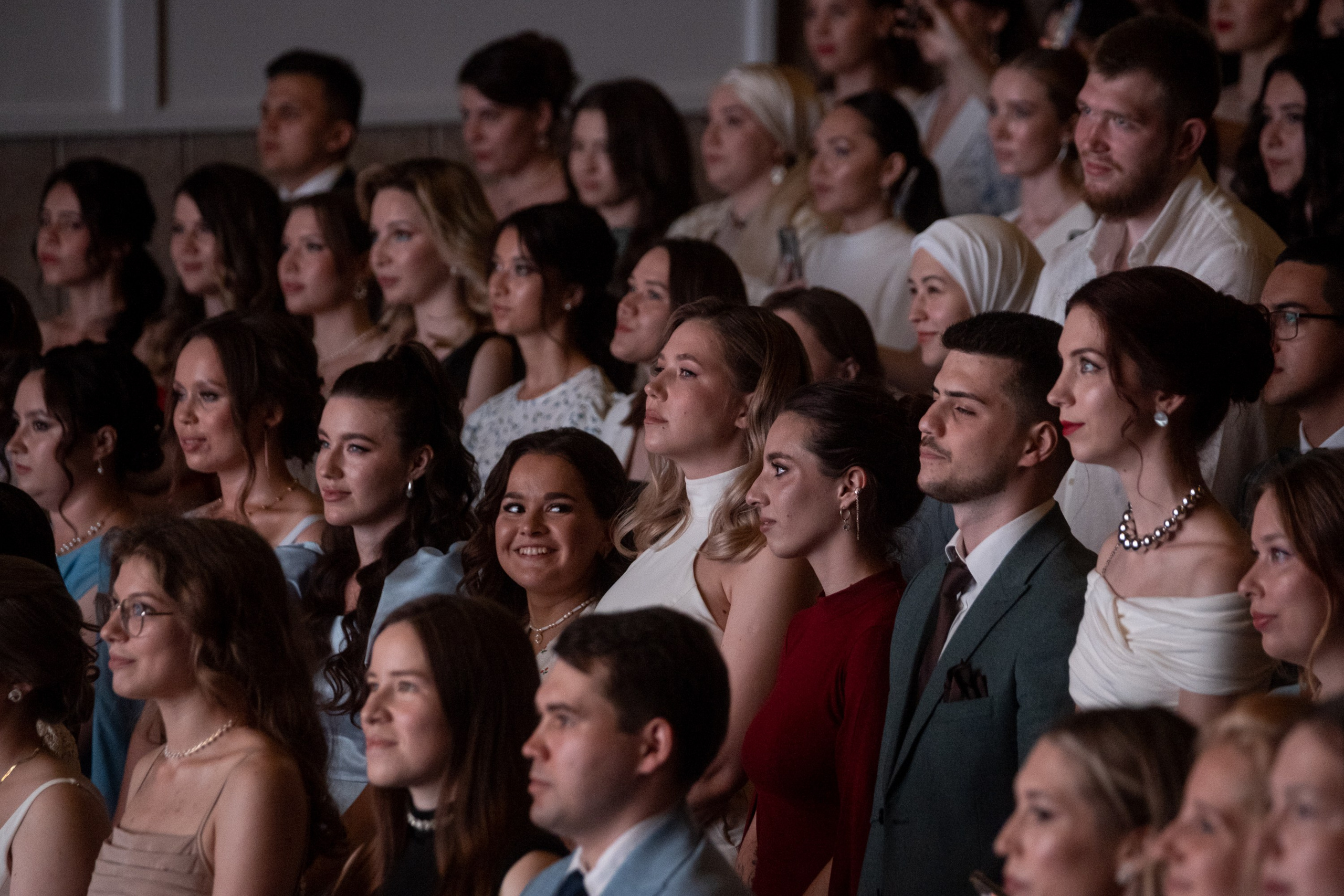 Выпускной Педиатрического факультета КГМУ 2024. Репортажный фотограф в Казани Павел Серпокрылов