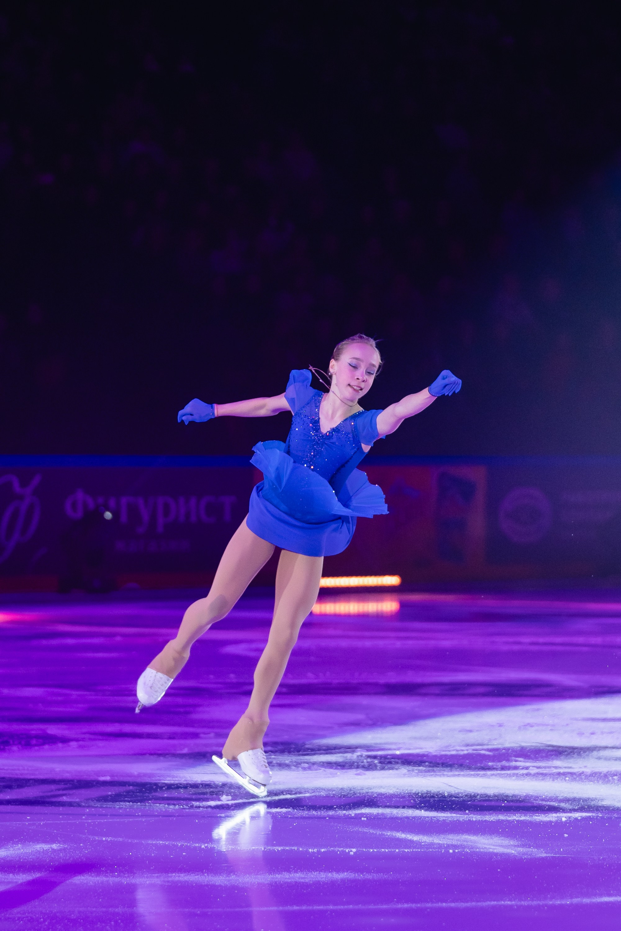 Шоу «Чемпионы на льду» в Новосибирске. Воробьева Ксения — Спортивный и танцевальный фотограф Новосибирск