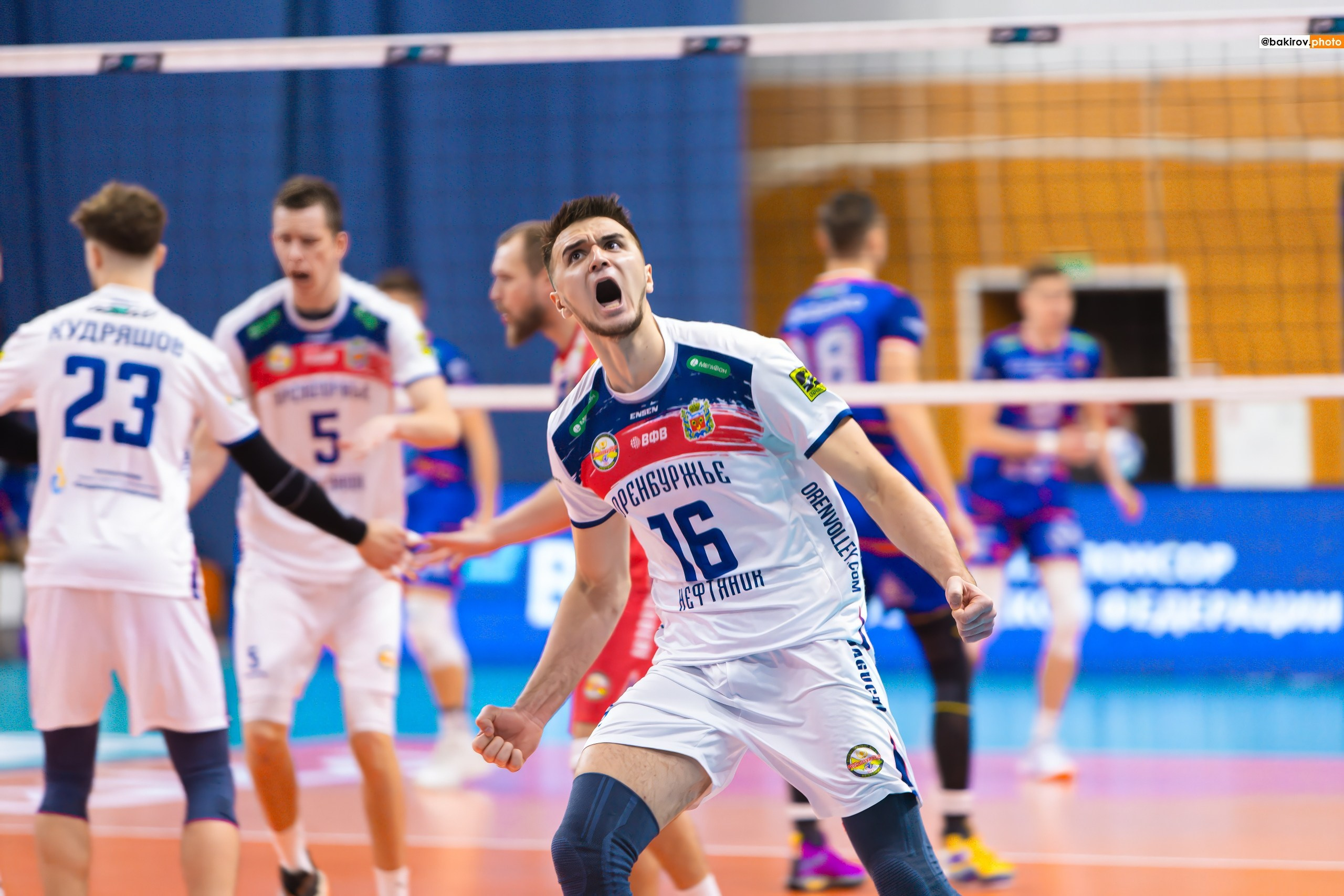 06.11 Волейбол. Нефтяник-Кузбасс. Команда специалистов в мире фотографии и видео. Детский фотограф, семейный фотограф