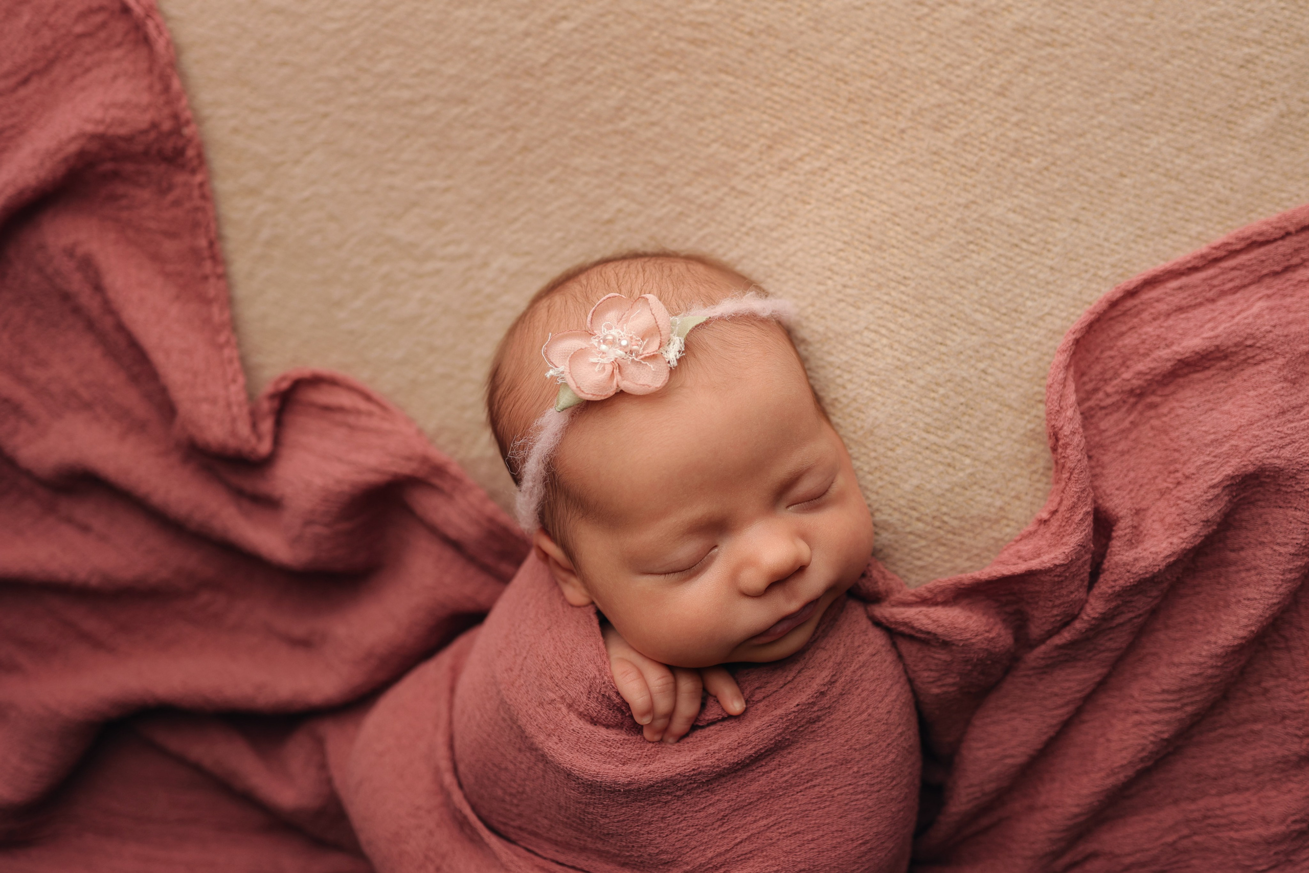 Первая фотосессия для Верочки. Фотограф Елена Зуйкова