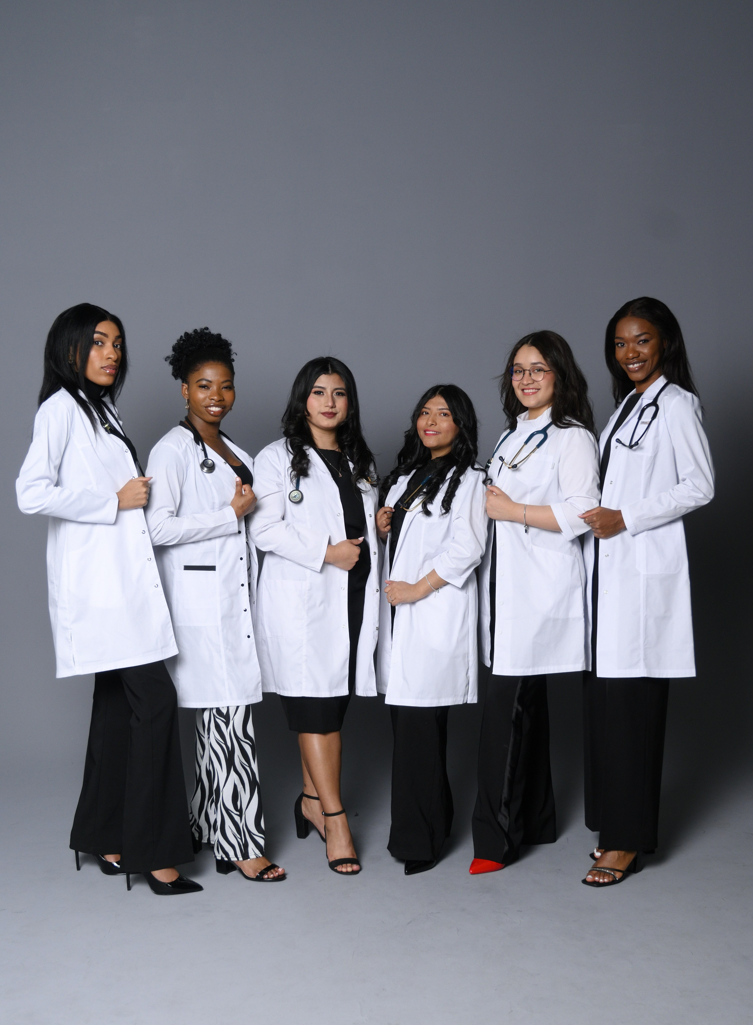 Фотосъёмка медиков в студии. Фотограф в Москве Илья Михайлов