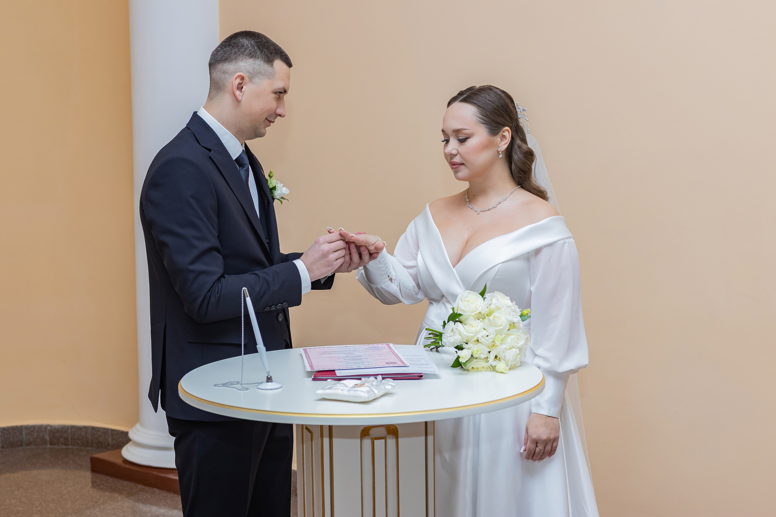 Фотосъёмка свадьбы - центральный загс Омск