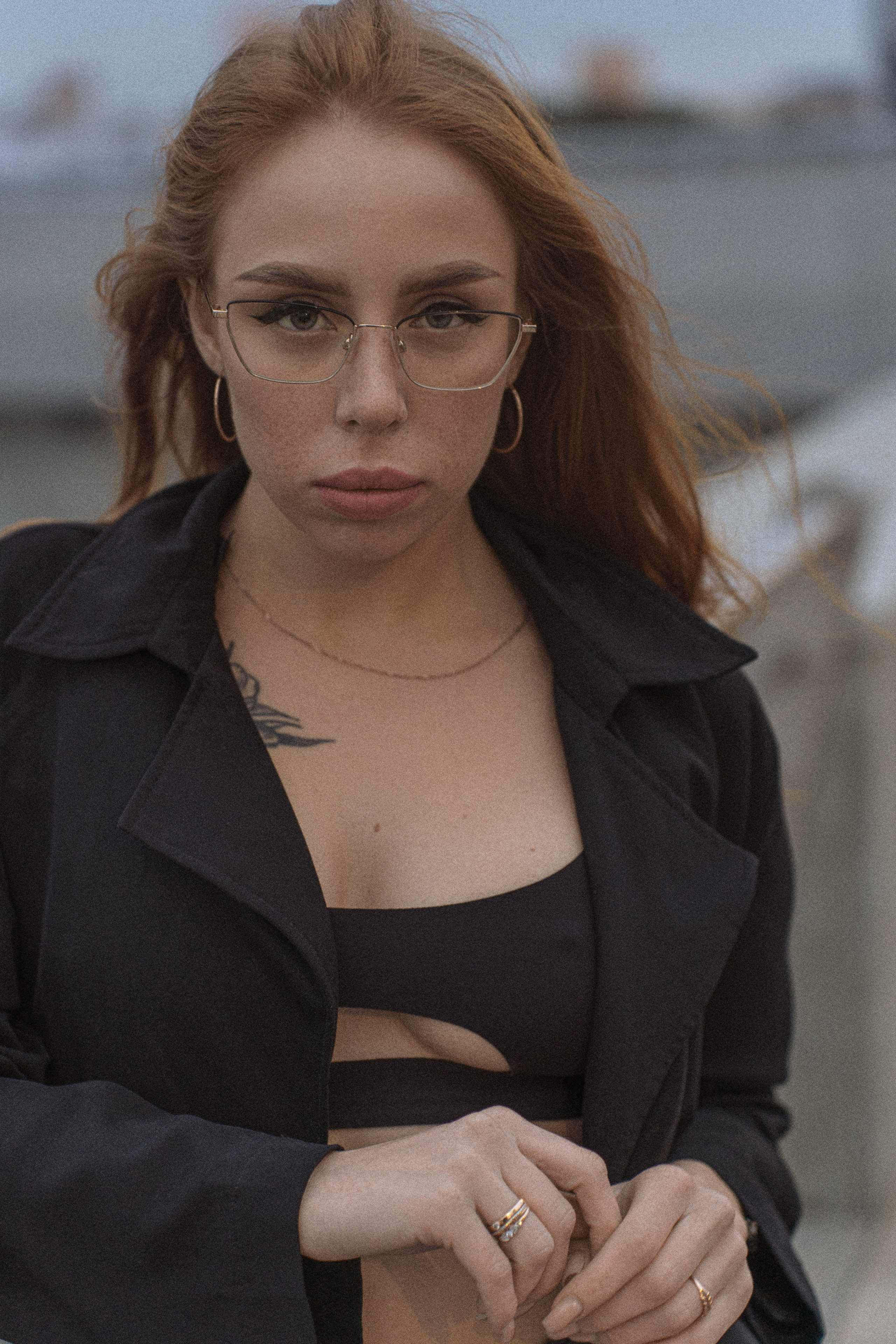 Lifestyle photography session with urban aesthetics