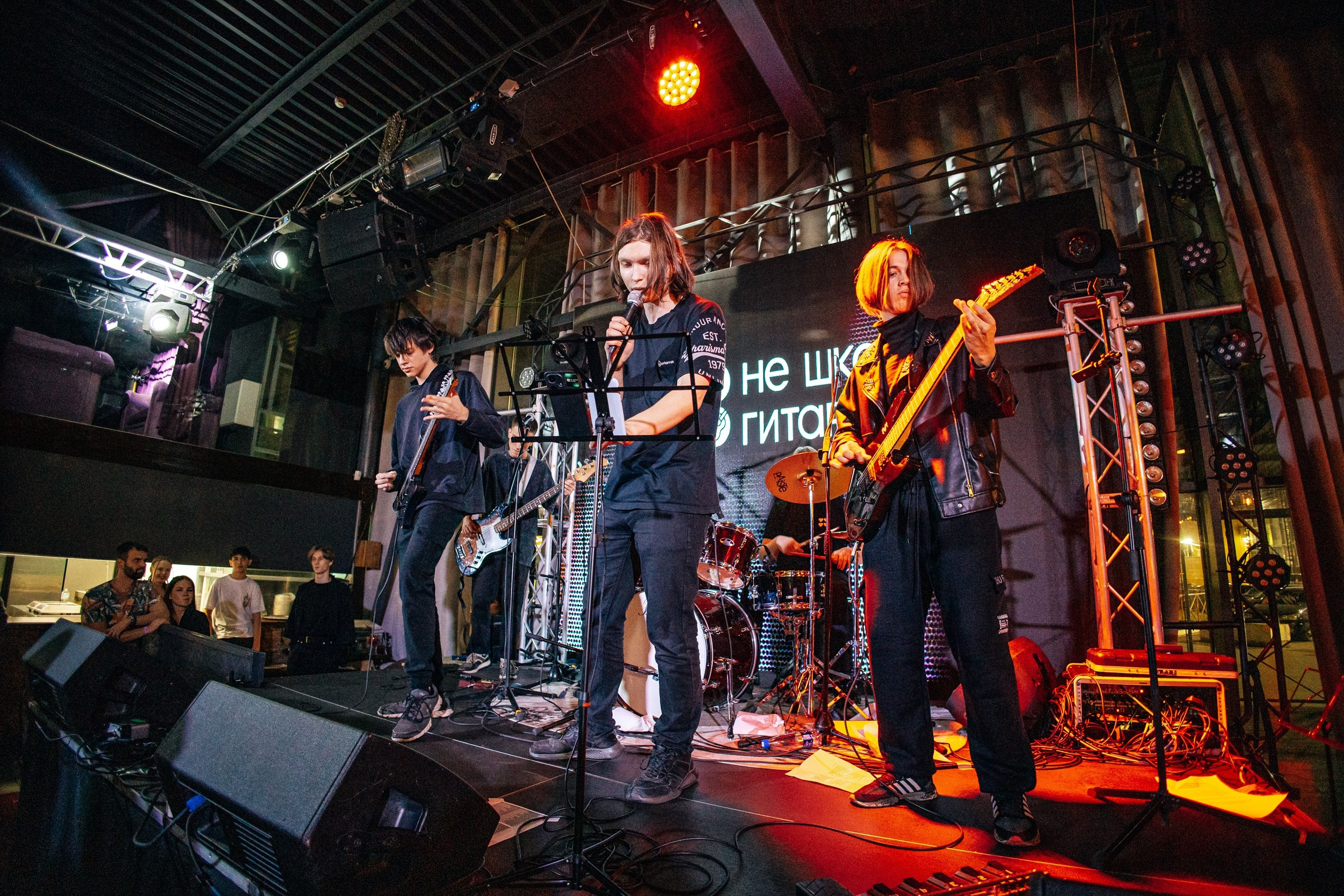 Репортаж любого мероприятия и не только. Фотокниги и Фото дни. Фотография. Команда специалистов в мире фотографии и видео. Детский фотограф, семейный фотограф