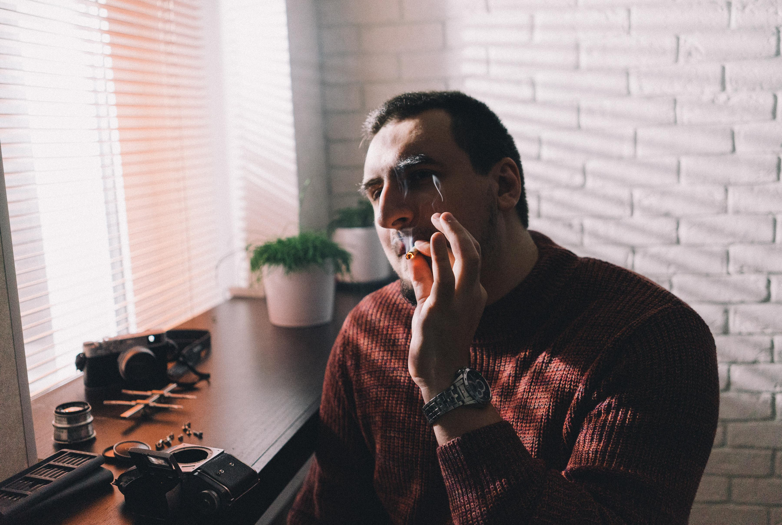 About me. Oleg Kozachok — Photographer with Protanopia | Portraits, Texture & Light