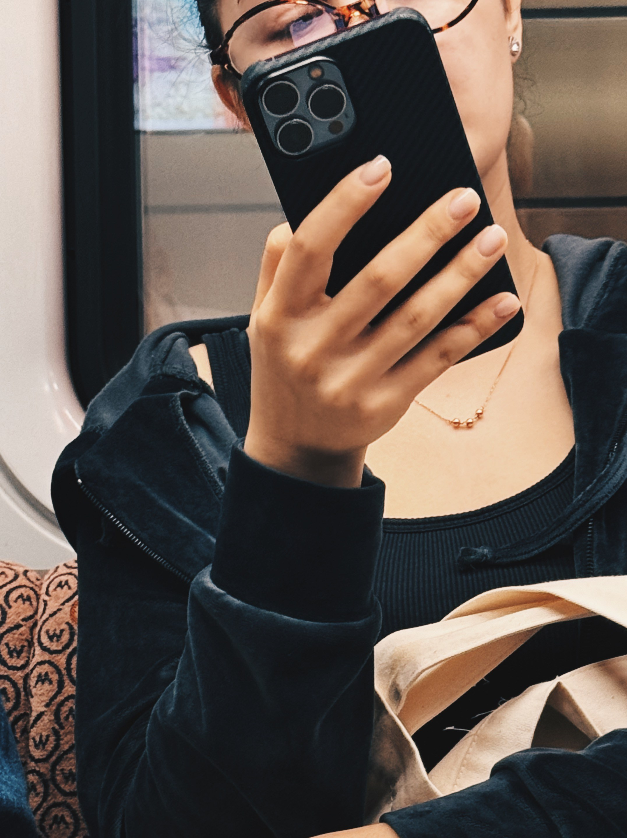 #руки_незнакомцев. Главная