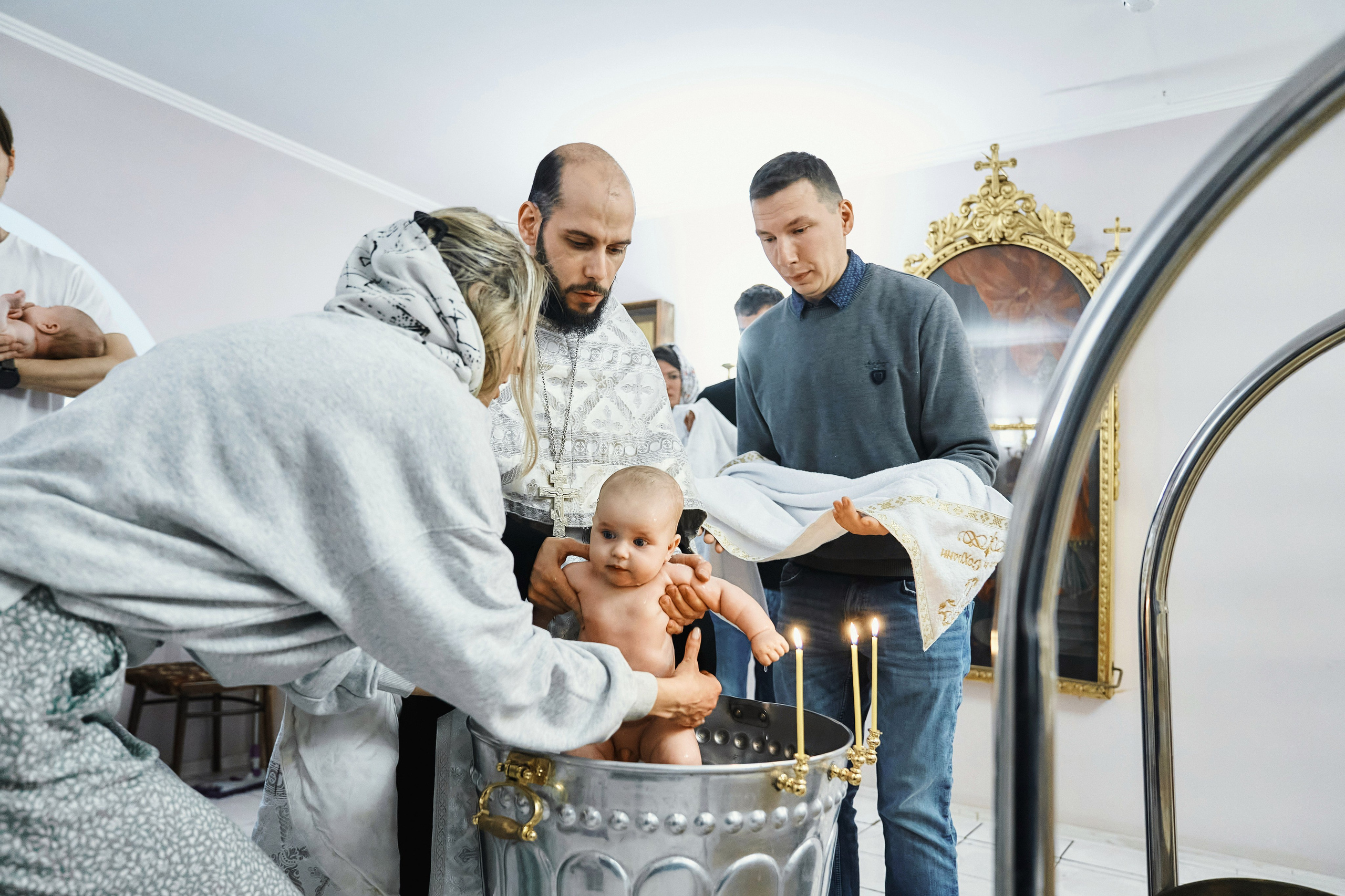 Крещение ребёнка в Церкви Илии Пророка и Воздвижения Честного Креста Господня в Черкизове