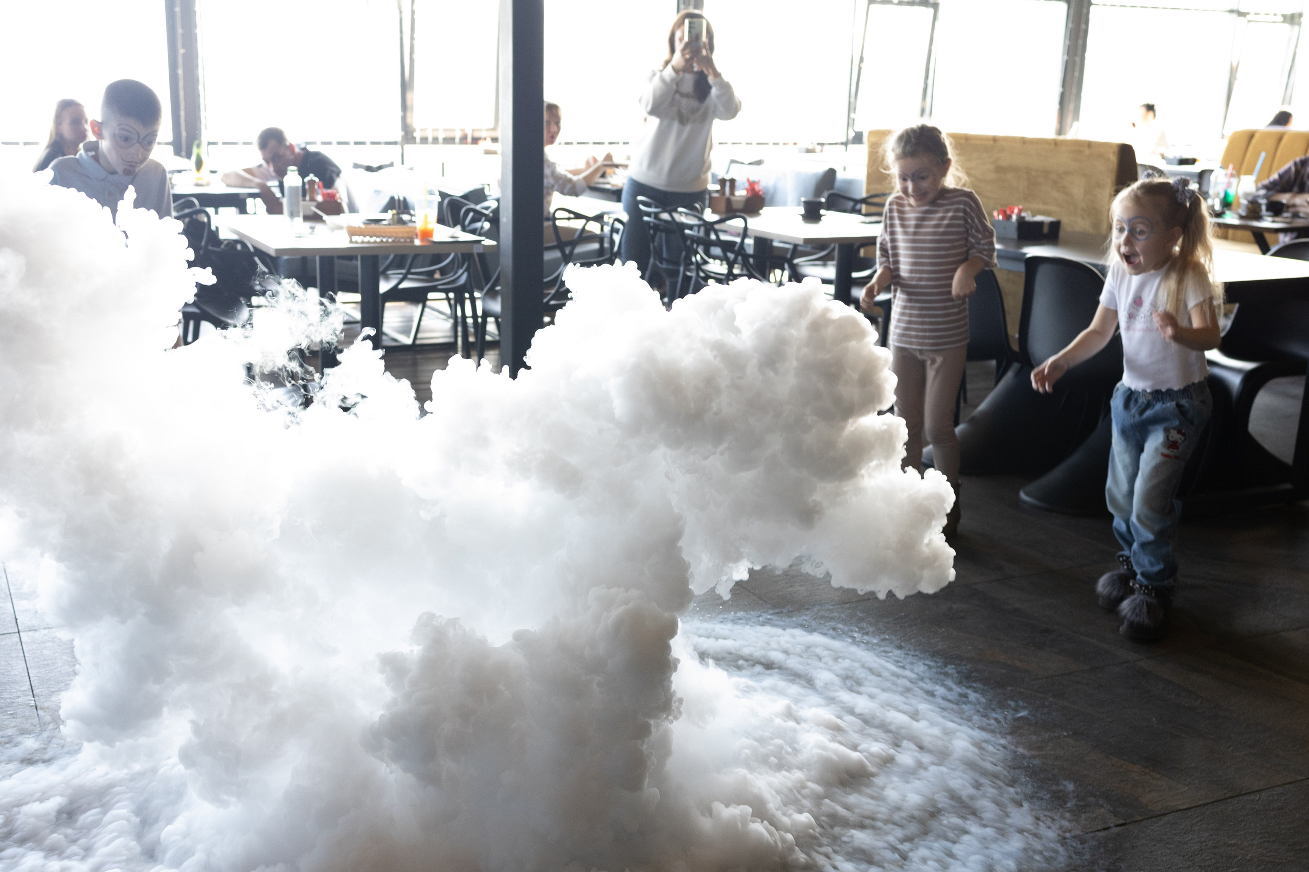 Шоу с жидким азотом. Семейный и детский фотограф в Славгороде Анастасия Винс