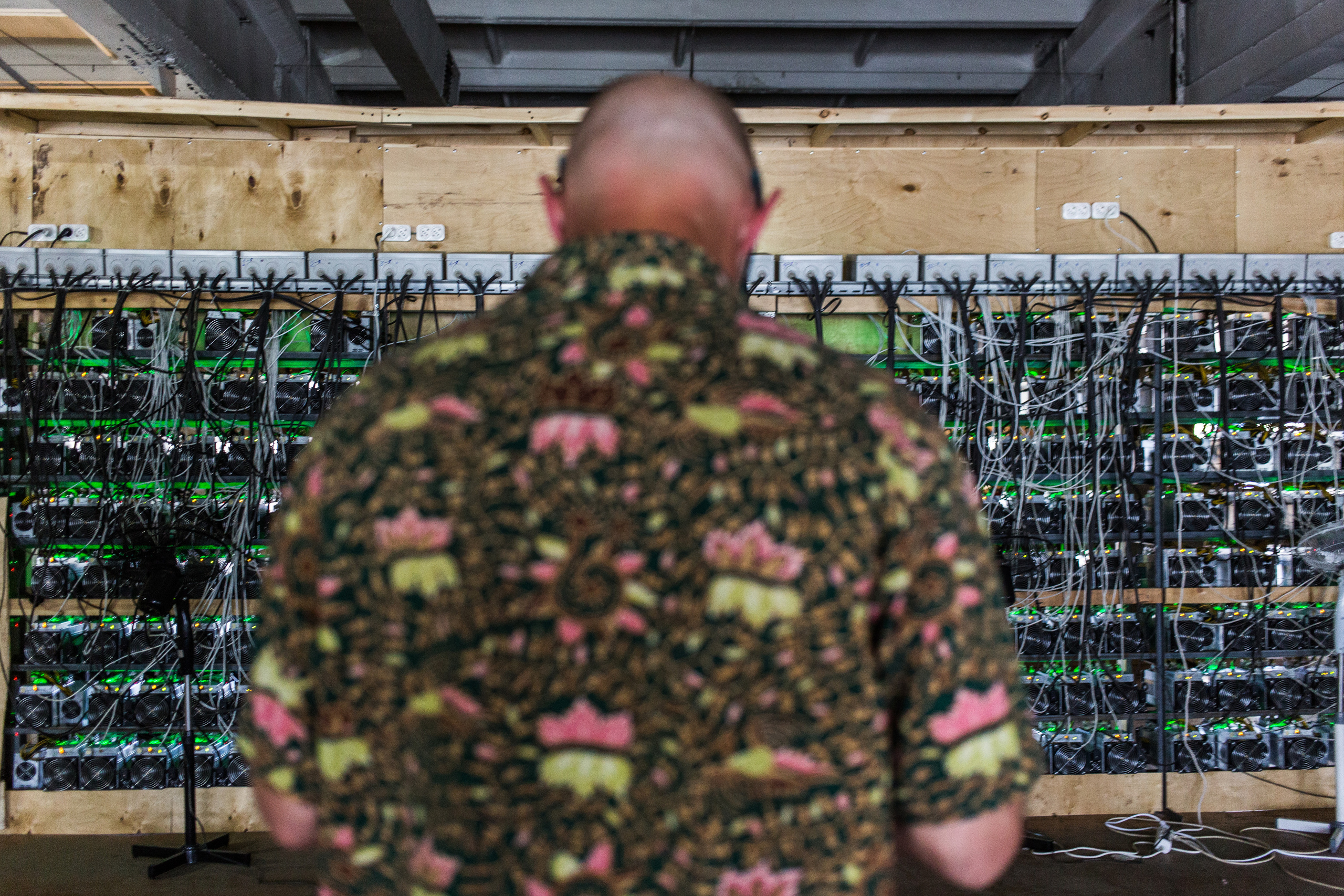 Криптоиркутск. Антон Климов, документальный фотограф, Иркутск