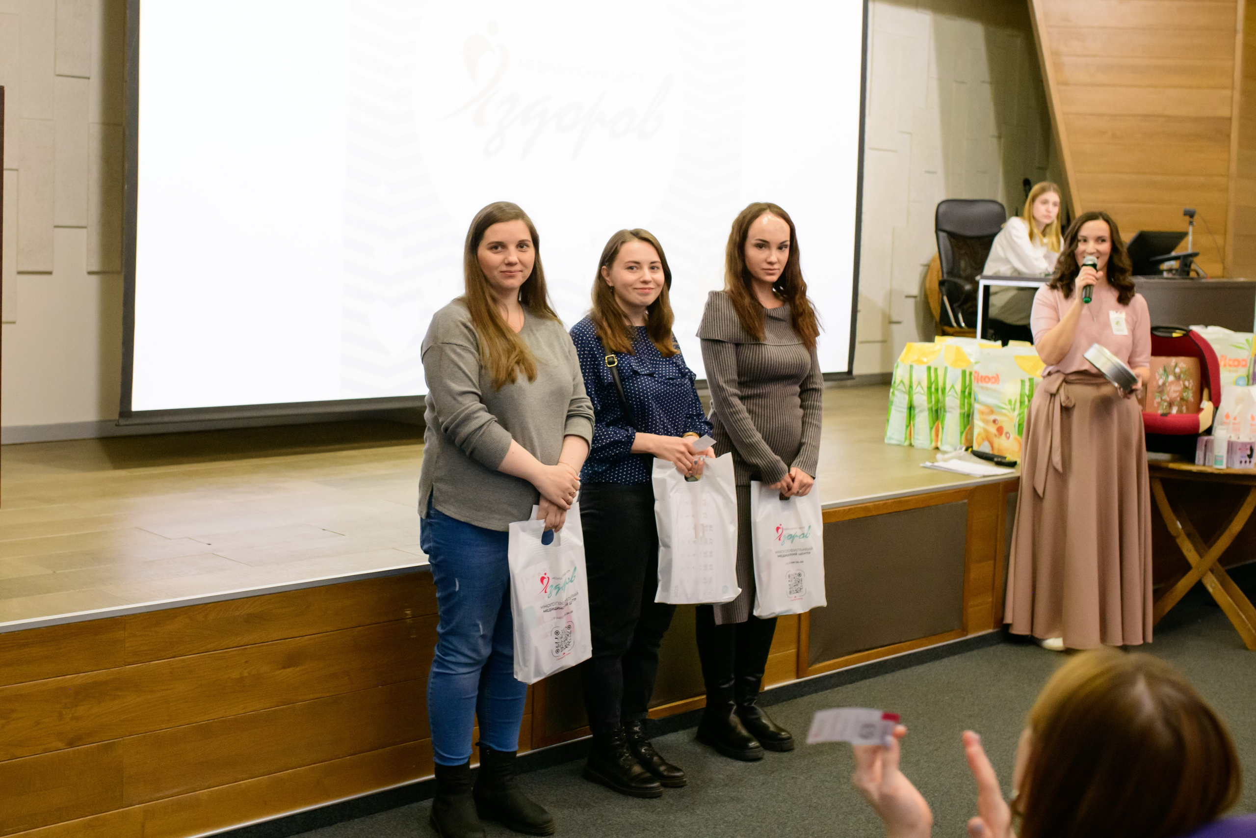 Фотоотчет праздника материнства ноябрь 2024 г. Профессиональный фотограф Елена Красилина г.Ярославль, г. Рыбинск