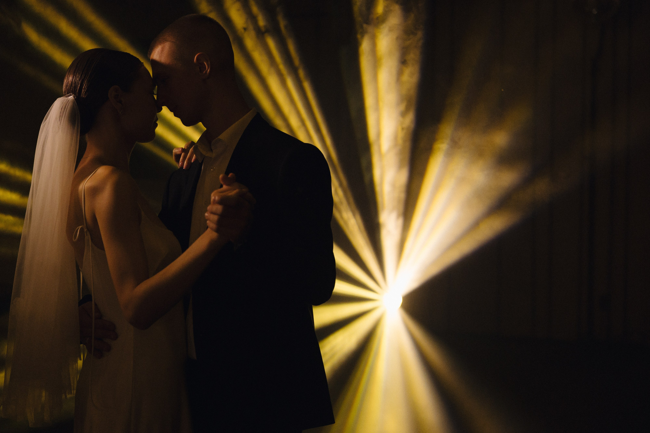 Свадебный фотограф Таня Караисаева